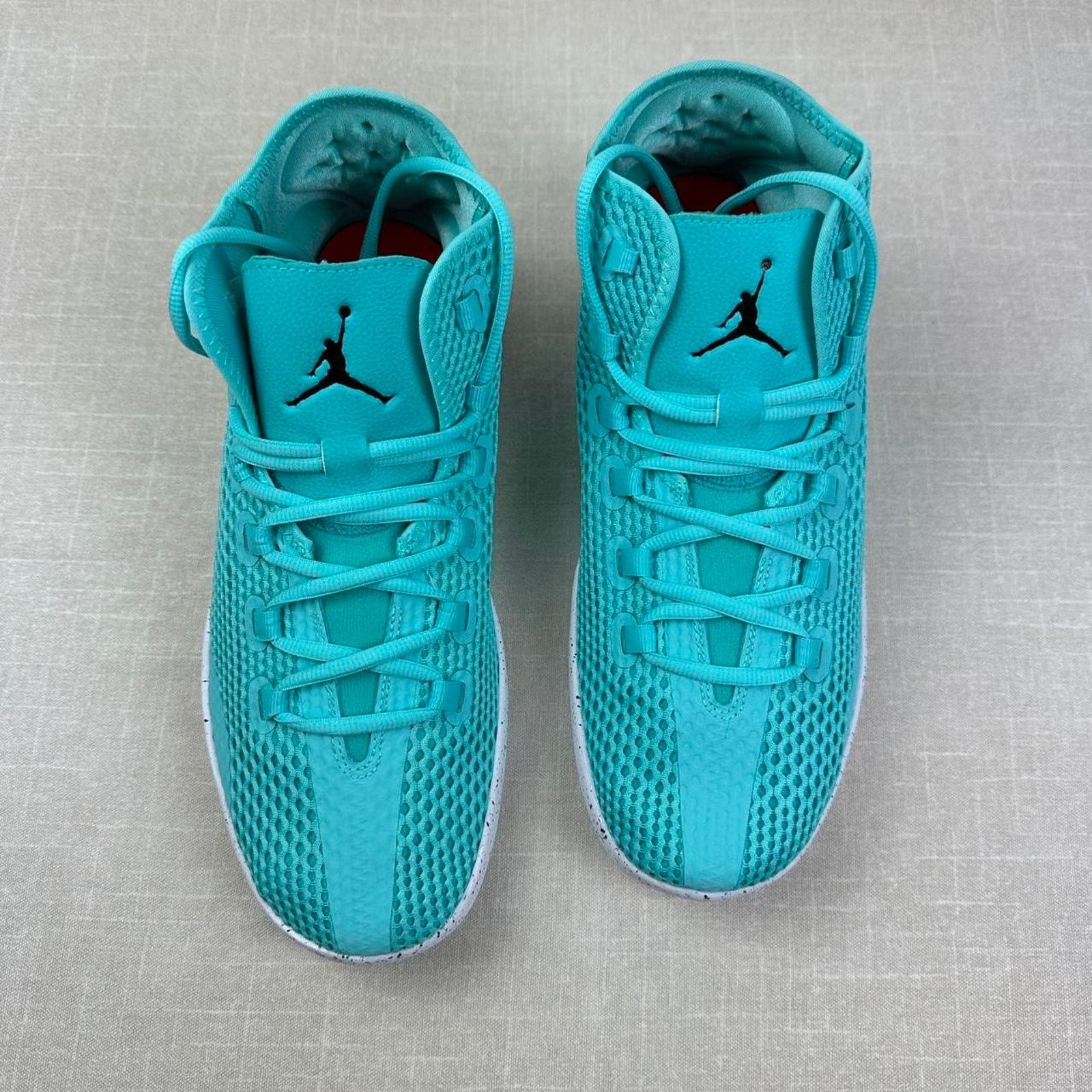 🐬 2016 Jordan Reveal Hyper Turquoise 9.5M