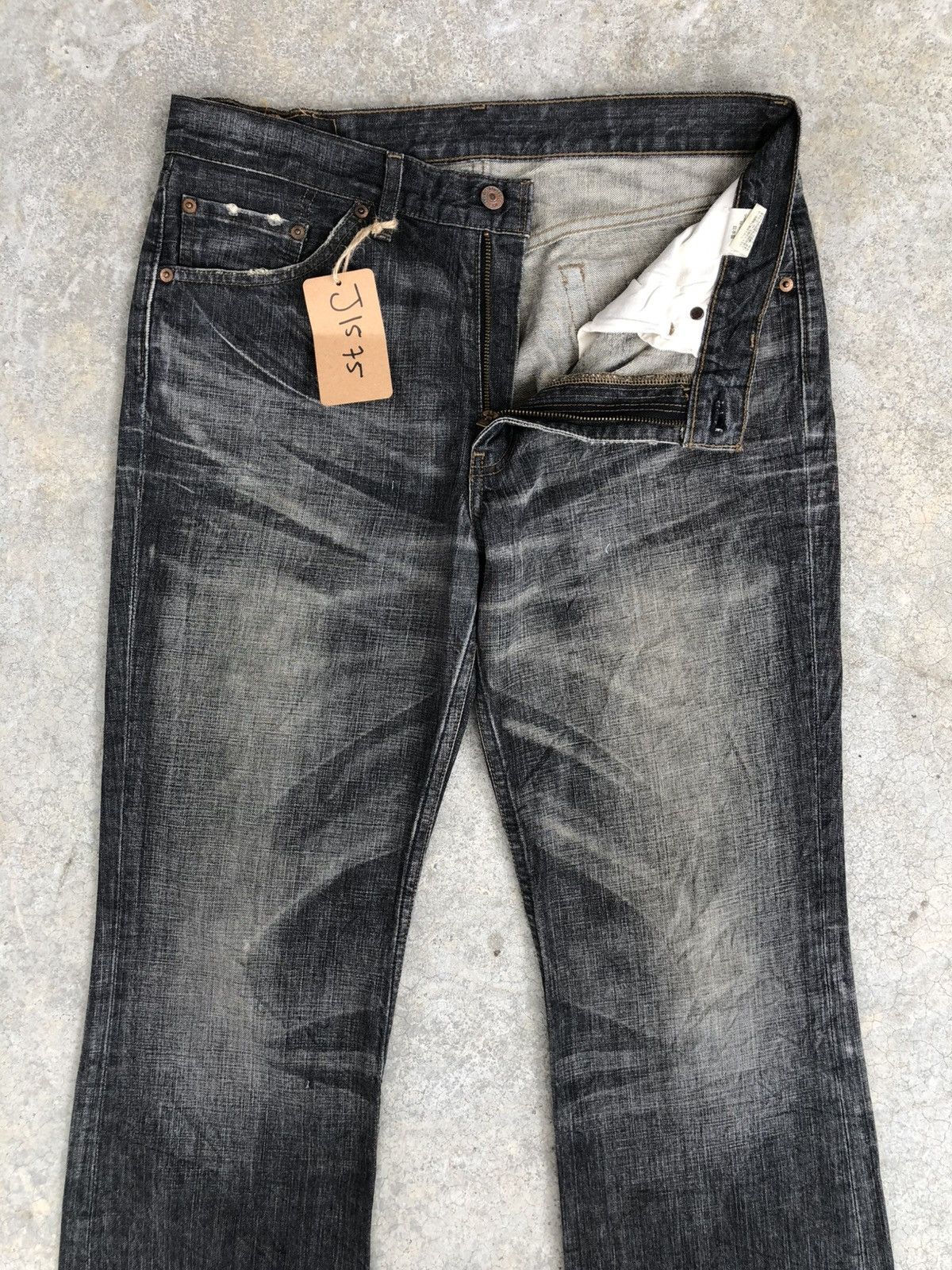 If Six Was Nine Y2k Levi’s 517 Flared Jeans Distressed Denim Size US 33 - 3 Thumbnail