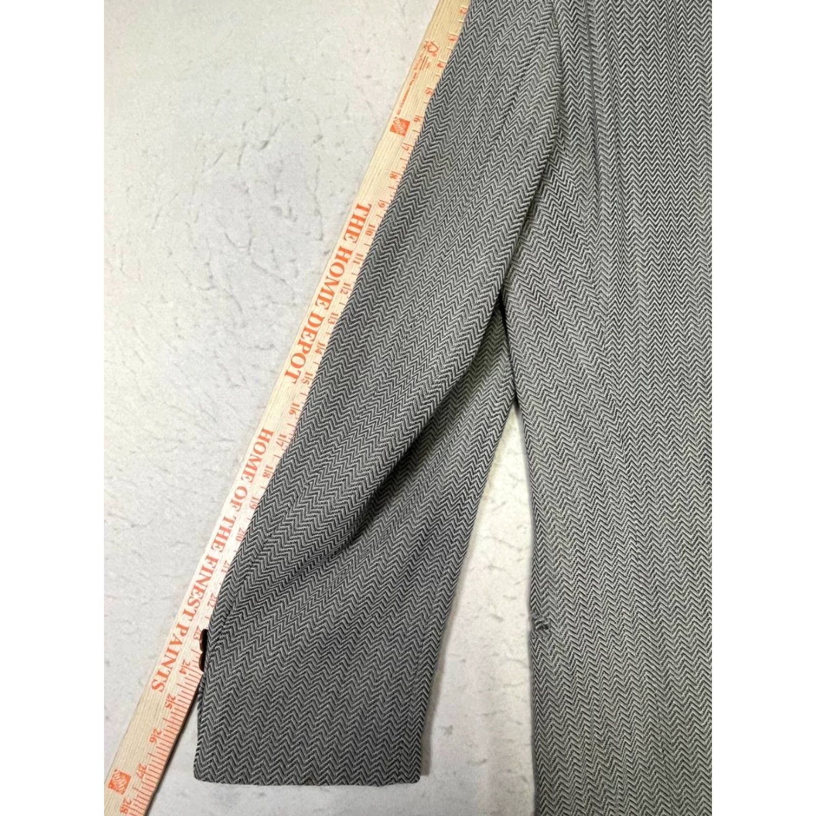Hugo Boss HUGO BOSS Blazer Sport Coat Beige Wool USA Made Men 44T Check Pattern Mid-Length Button Lined Dry Clean Only Size 44R - 4 Thumbnail