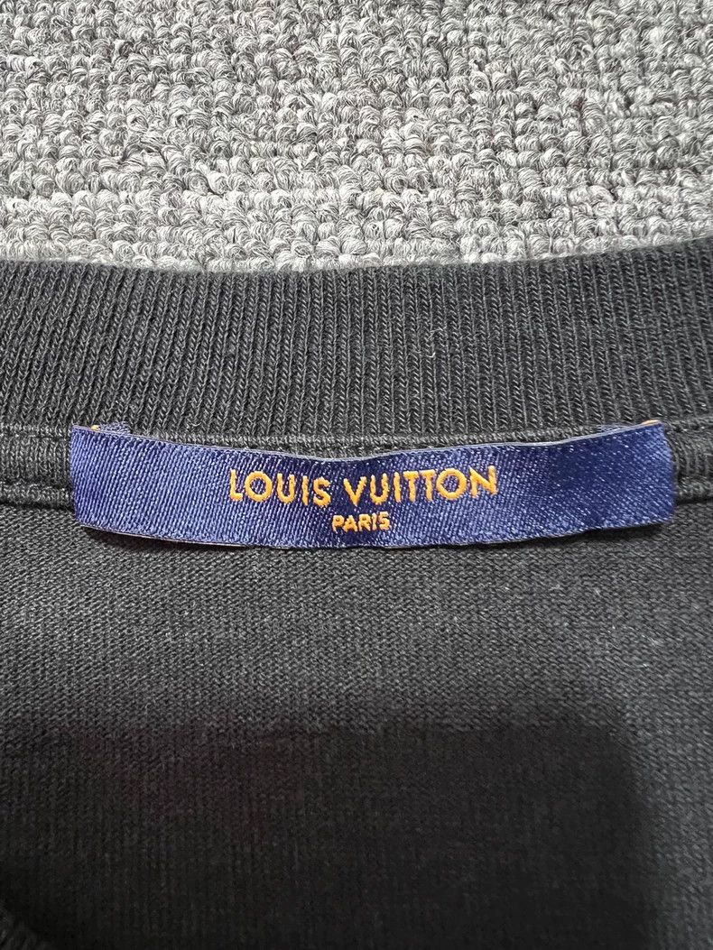 Louis Vuitton LOUIS VUITTON Black small plane short sleeve 2501-Nextarrow Size US L / EU 52-54 / 3 - 3 Thumbnail