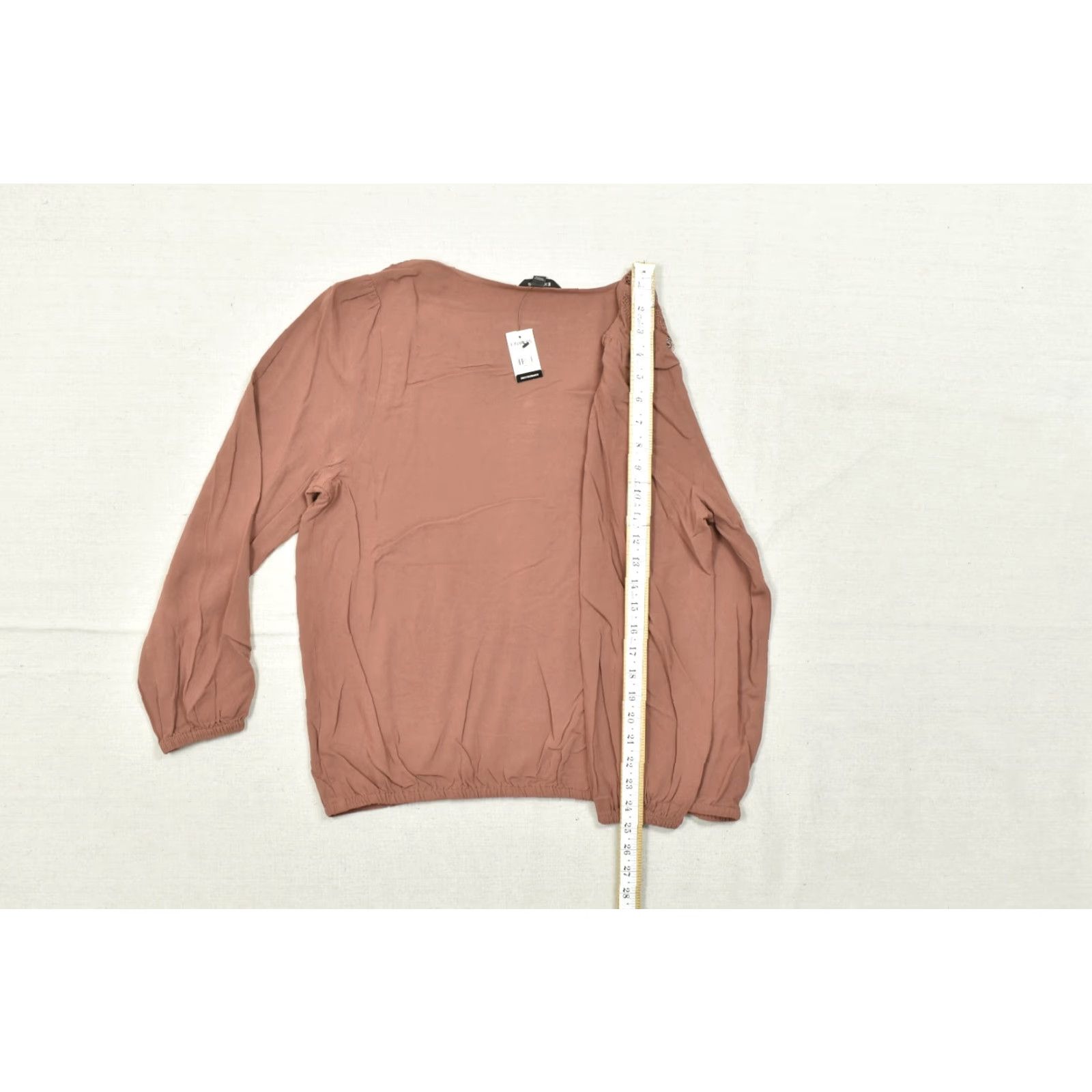Express NEW EXPRESS Women Large Mauve Pink Lace V-Neck Long Sleeve Blouse NWT Size L / US 10 / IT 46 - 6 Thumbnail
