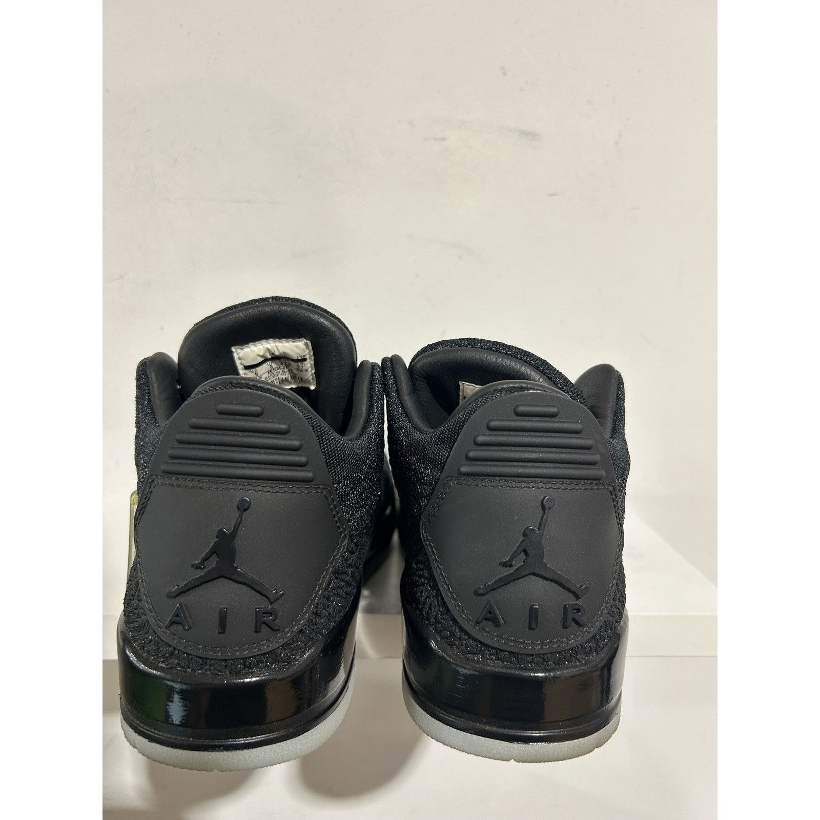 Jordan Brand JORDAN 3 FLYKNIT BLACK SIZE 9 PREOWNED Size US 9 / EU 42 - 4 Thumbnail