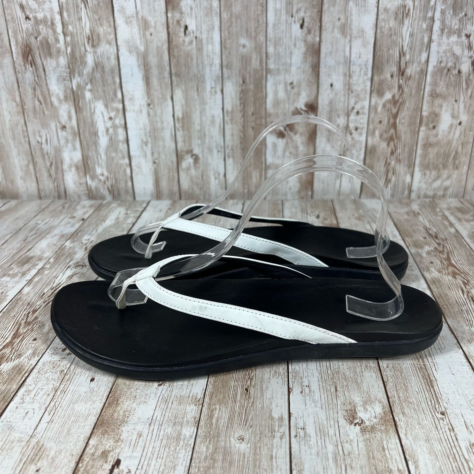 Olukai Olukai ho Opio black white Womens 11 sandals Size US 11 / IT 41 - 2 Thumbnail