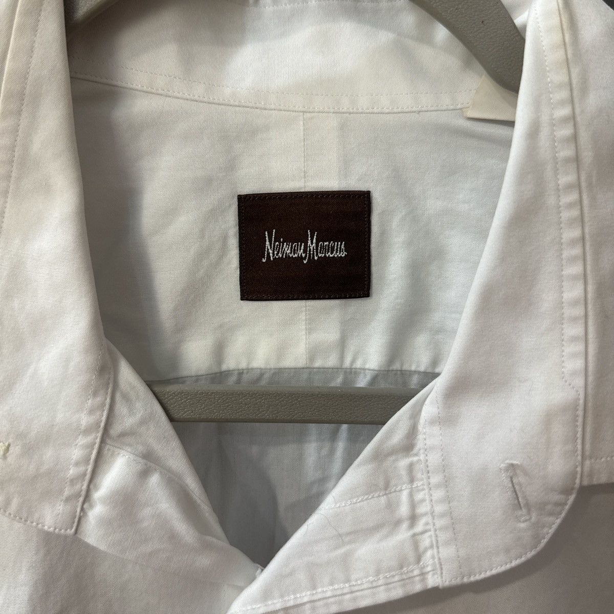 Neiman Marcus Neiman Marcus men dress shirt Size US L / EU 52-54 / 3 - 2 Thumbnail