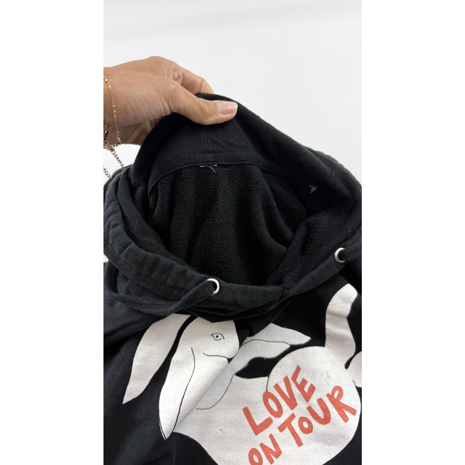 Vintage Love On Tour Hoodie Mens Extra Large Black Bunny Graphic Pullover Independent Size US M / EU 48-50 / 2 - 6 Thumbnail