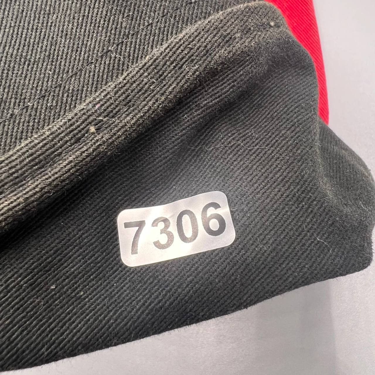 Vans Vans Hat Men Black Red Spell out Snap Back Cap Size ONE SIZE - 7 Thumbnail
