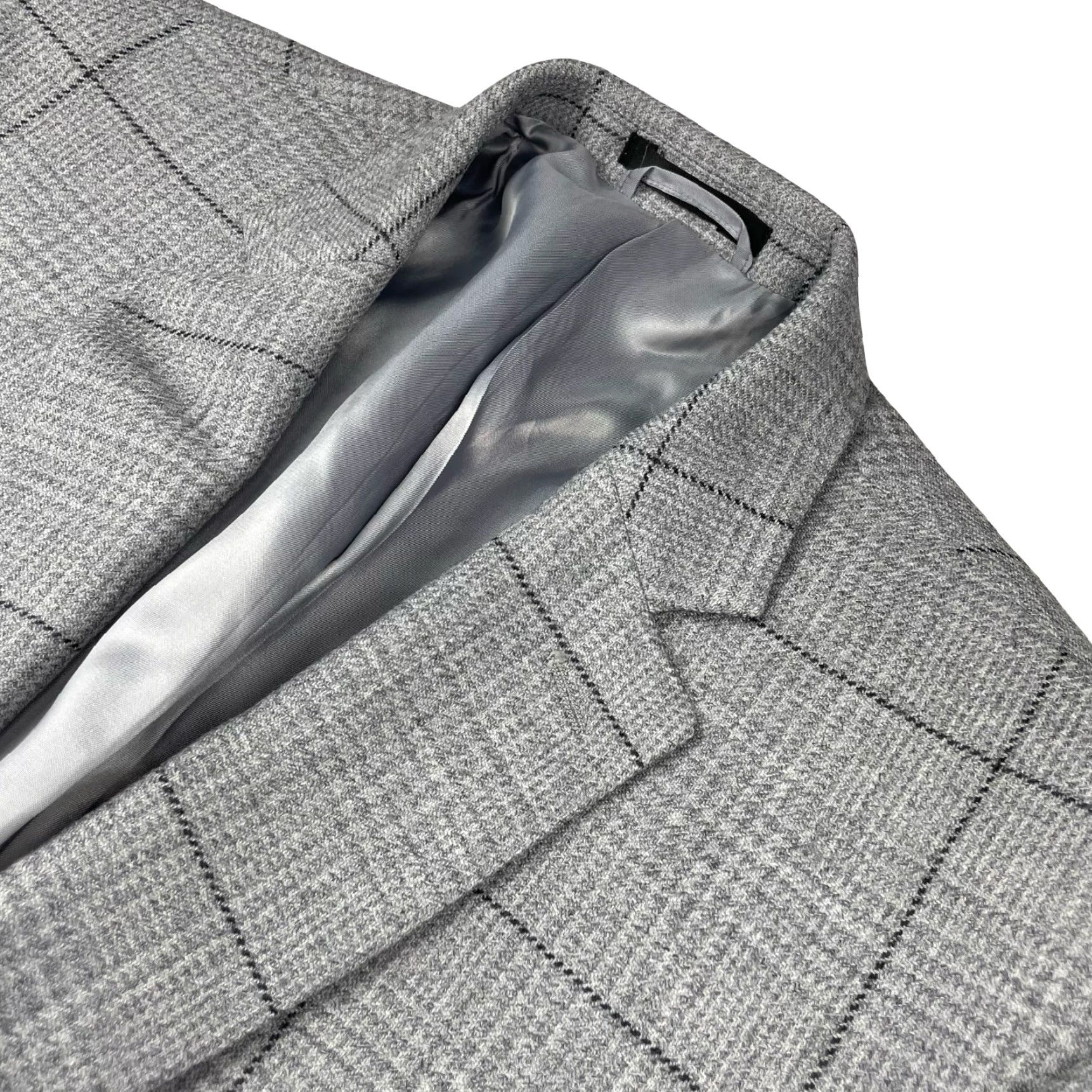 Ralph Lauren VINTAGE? No. Ralph Lauren LRL Men's Blazer Gray Plaid Two Button Wool Polyester 46R Regular Notch Lapel Jacket Size 46R - 2 Thumbnail