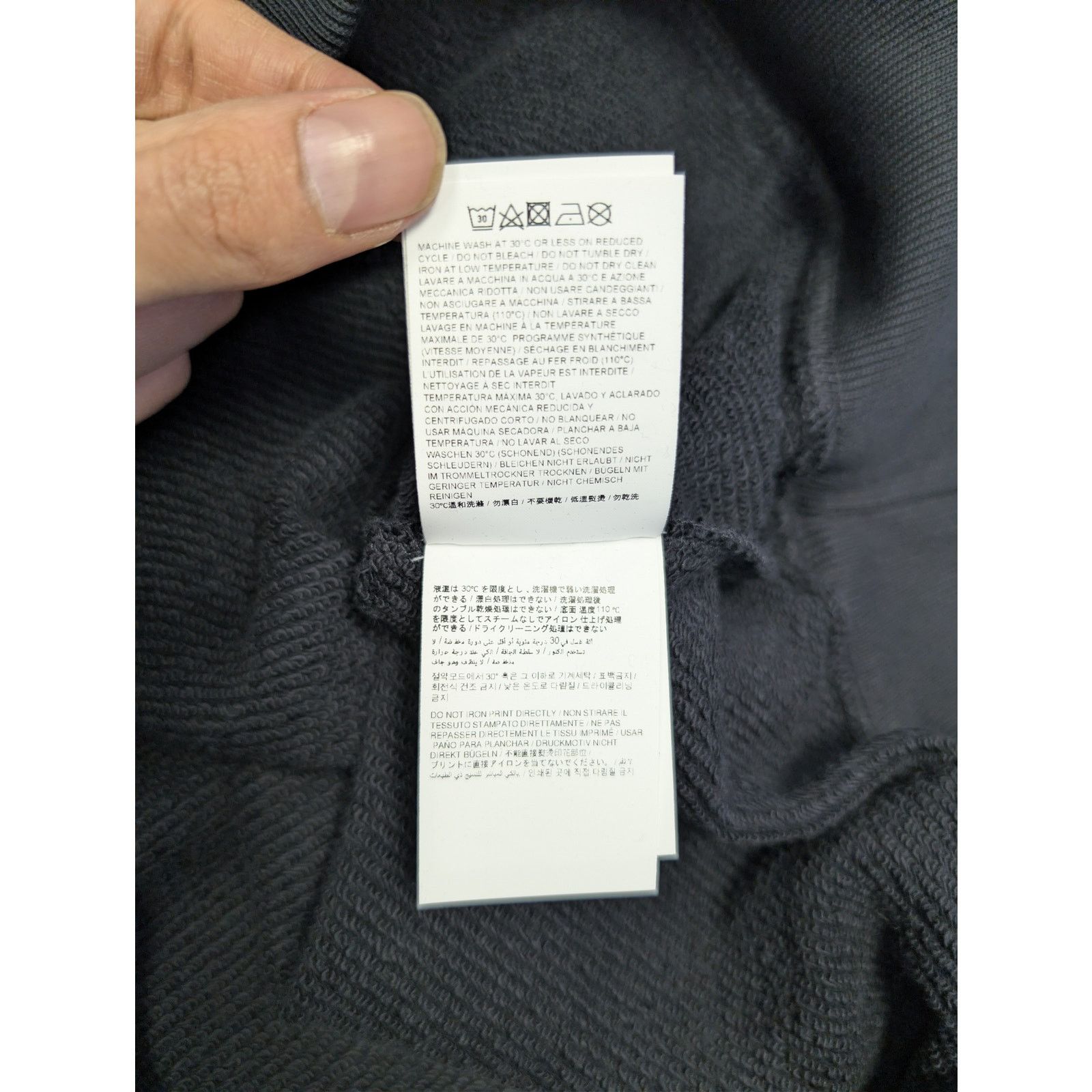 Off-White o1rshd1 Spray Can Arrow Skate Hoodie in Black Size US L / EU 52-54 / 3 - 17 Thumbnail