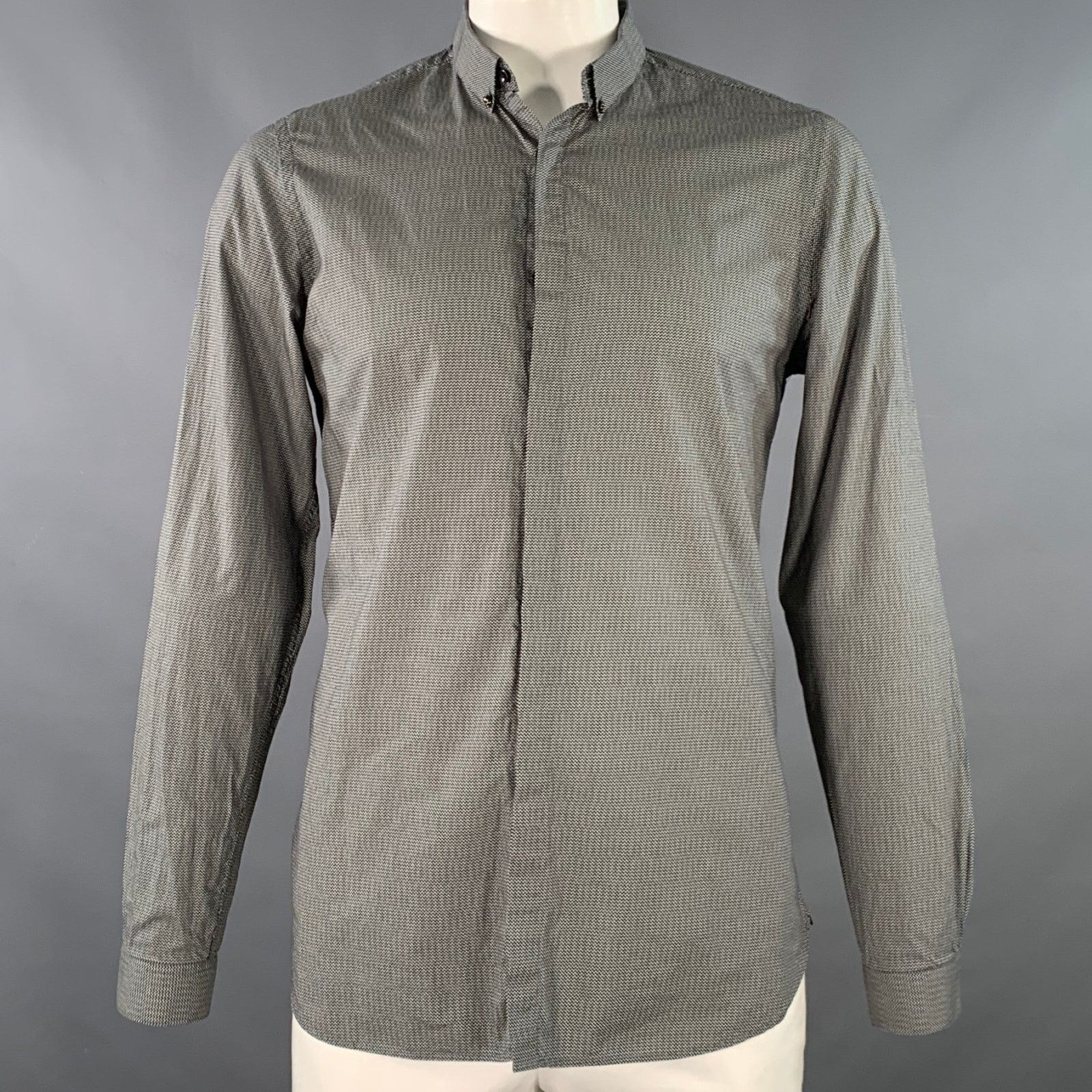 The Kooples Multi Color Basketweave Skull Hidden Buttons Fitted Shirt Size US L / EU 52-54 / 3 - 1 Thumbnail
