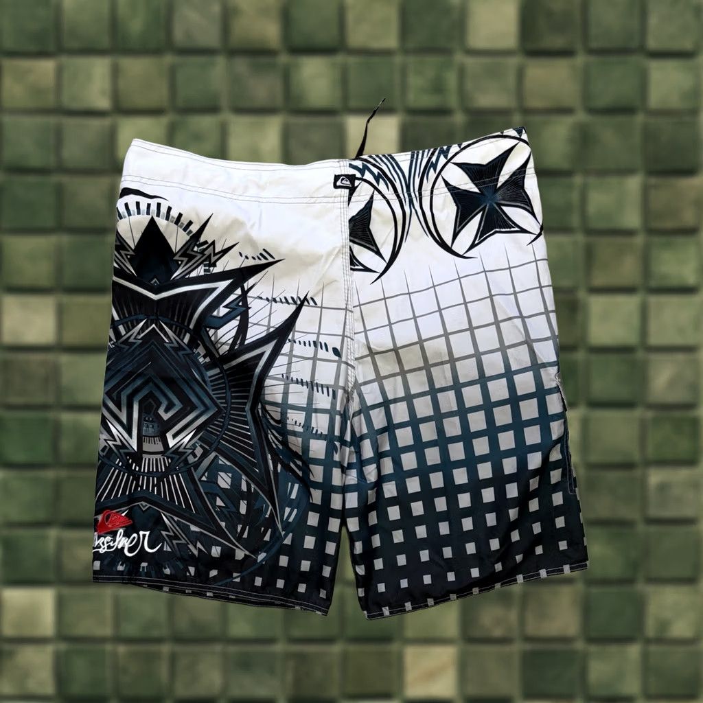 Billabong Quiksilver Surfing Mens Board Shorts Trunks 44 White Cross Iron Trunks Size US 44 / EU 60 - 1 Thumbnail