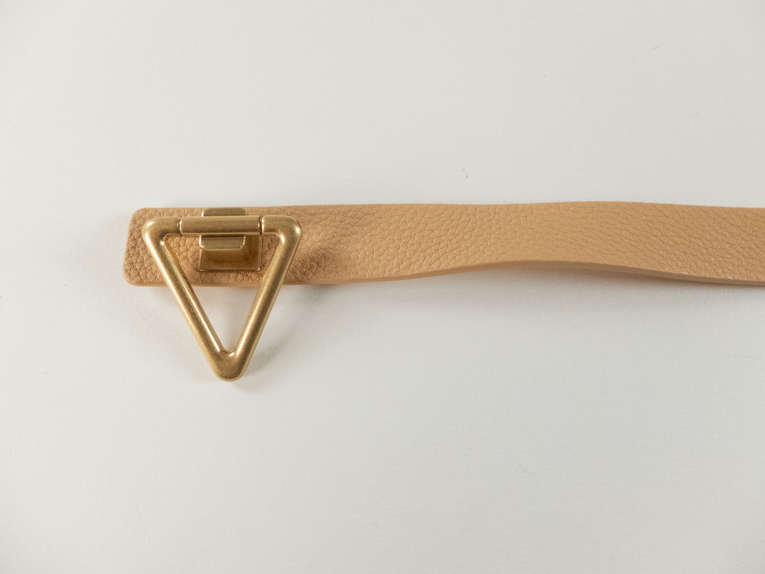 Bottega Veneta BOTTEGA VENETA Point Lock almond beige triangle leather belt Size ONE SIZE - 3 Thumbnail