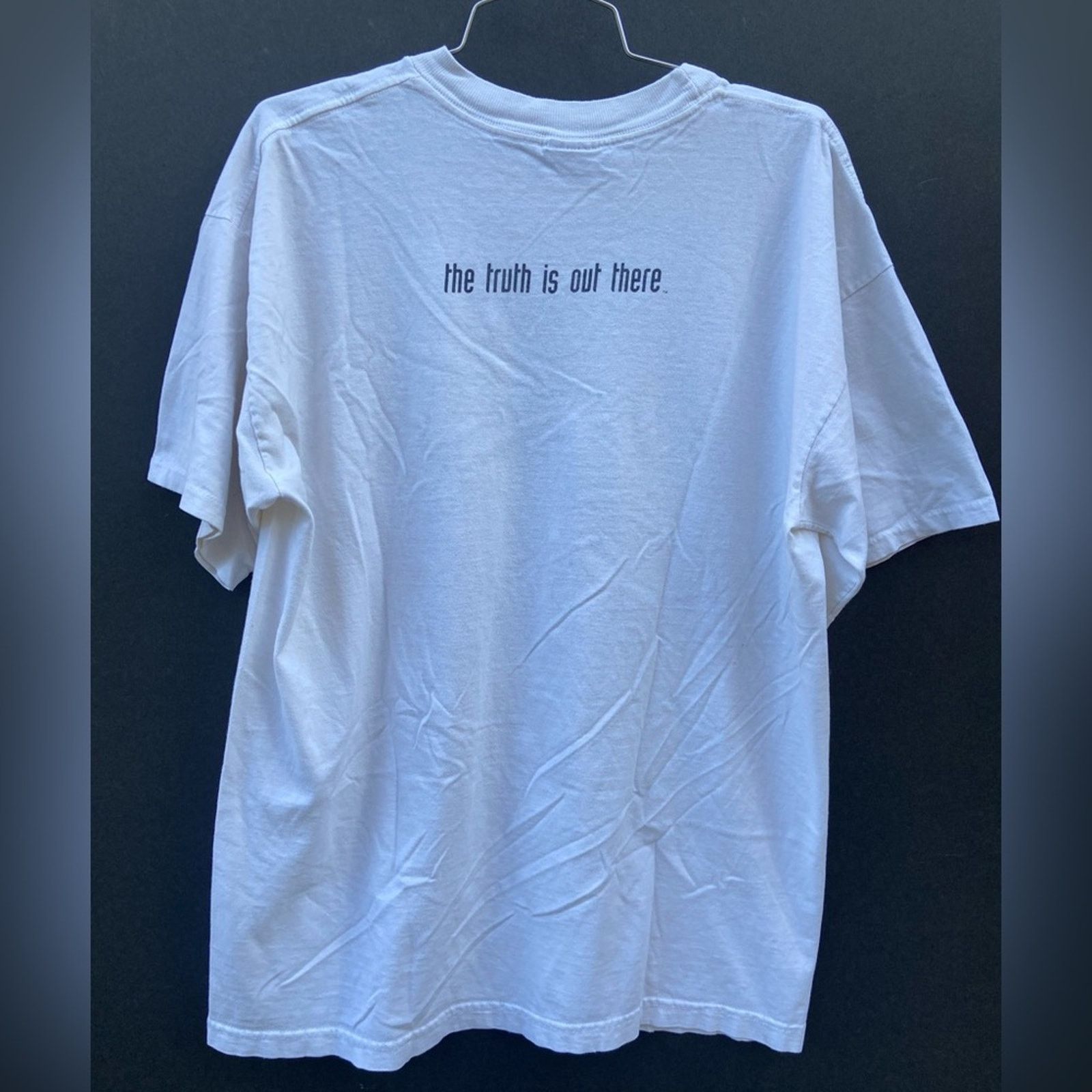 Vintage VTG X-Files T-Shirt— Very rare! Size US XL / EU 56 / 4 - 5 Thumbnail