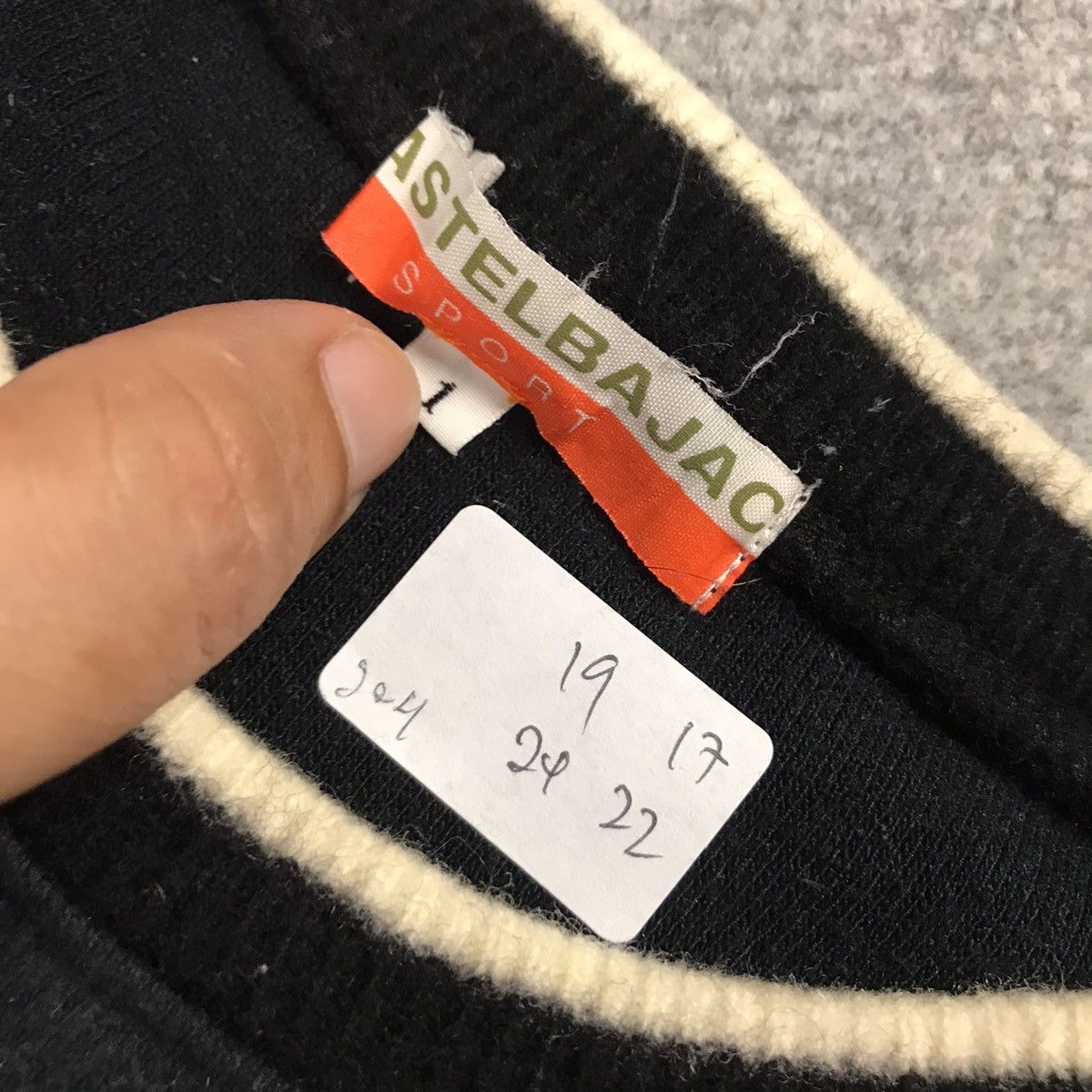 Japanese Brand × Jean Charles De Castelbajac Castelbajac embroidery design sweatshirt Size US S / EU 44-46 / 1 - 11 Thumbnail