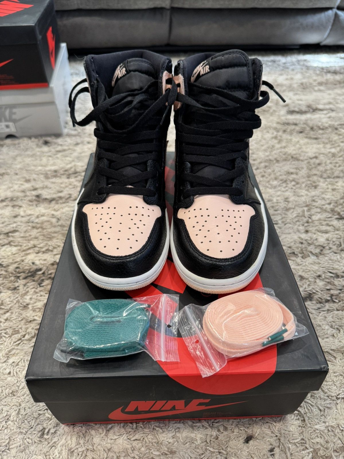 Jordan Brand Air Jordan 1 Retro High Size US 10 / EU 43 - 2 Thumbnail