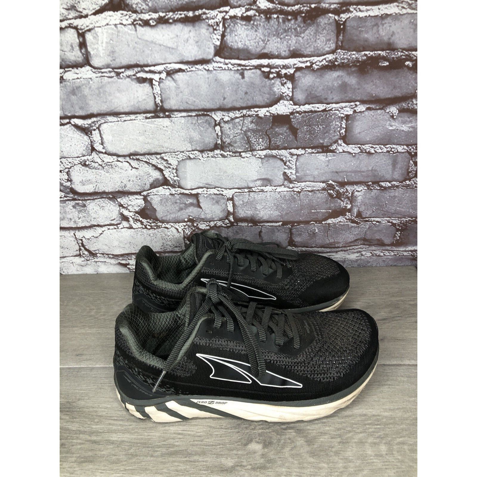 Altra Altra Torin 4 Black Fabric Athletic Gym Running Sneakers Men Size US 8.5 / EU 41-42 - 11 Thumbnail