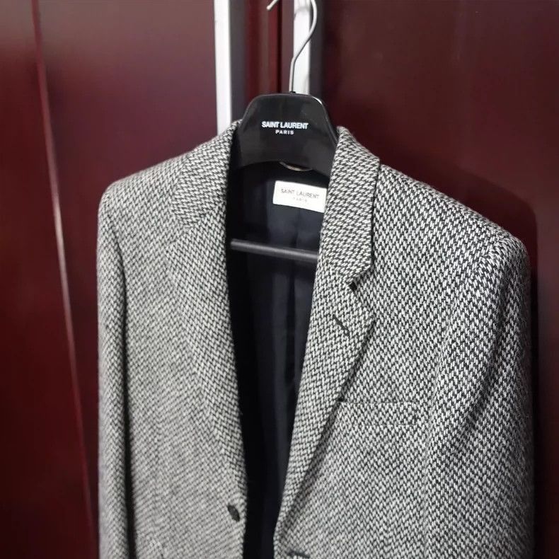 Saint Laurent Paris Saint Laurent Paris Saint Laurent Herringbone Wool Blazer Size US L / EU 52-54 / 3 - 3 Thumbnail