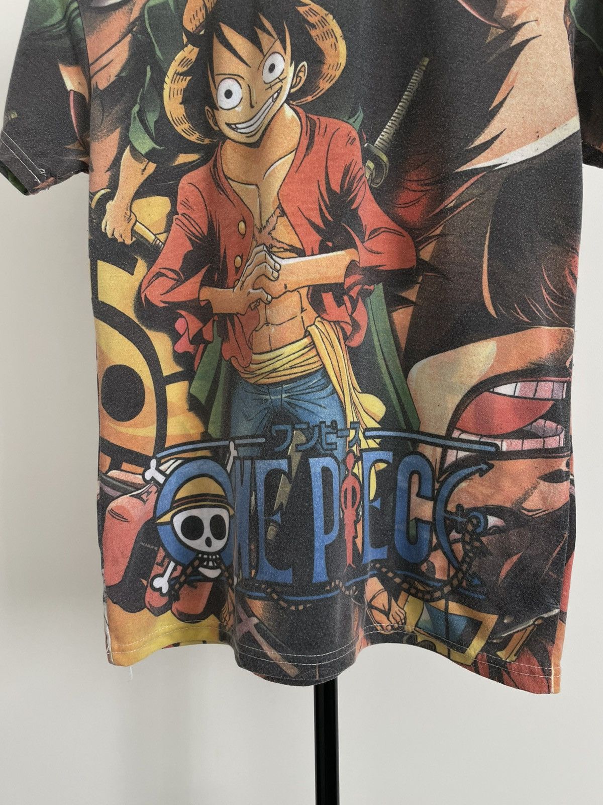 Anime Vintage 00’s Luffy One Piece Anime T-Shirt Over Printed RARE Size US S / EU 44-46 / 1 - 5 Thumbnail