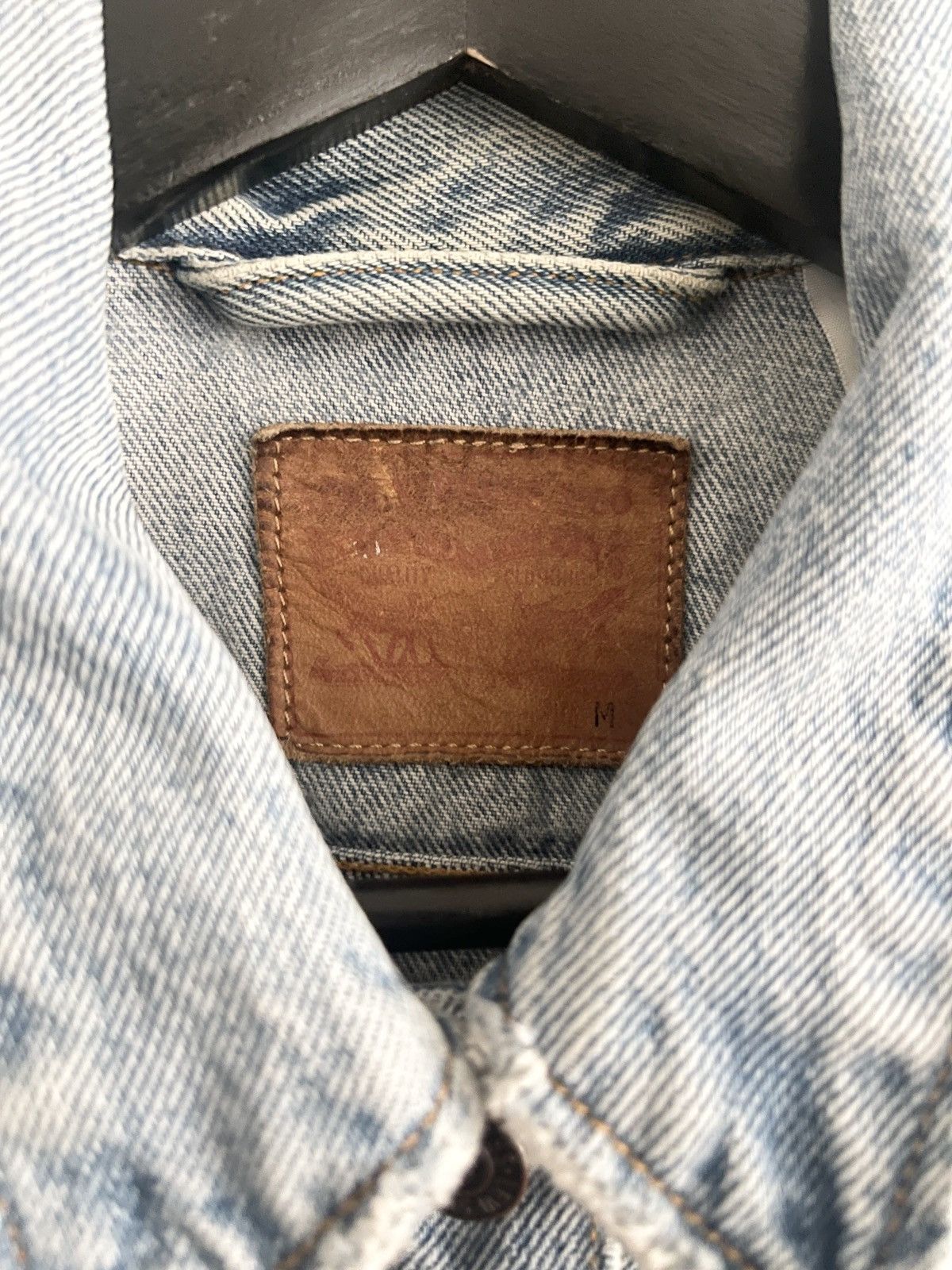 Levi's STEAL! 2000s Levi’s Classic Denim Jacket (M) Size US M / EU 48-50 / 2 - 5 Thumbnail