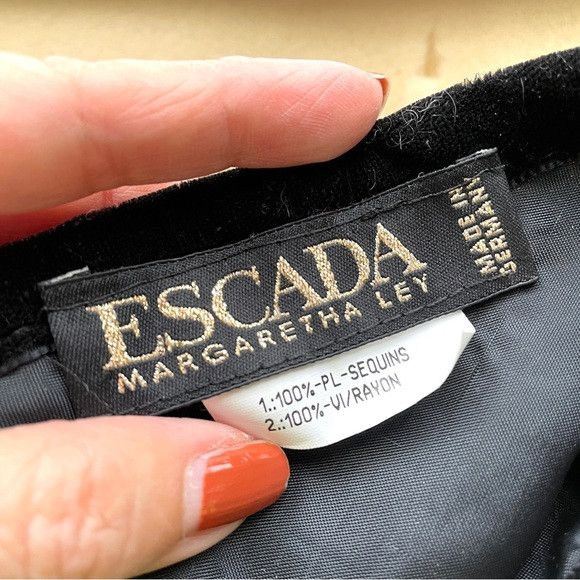 Escada Vintage Escada Sequin Black & Gold Skullcap - German 🇩🇪 Size ONE SIZE - 5 Thumbnail