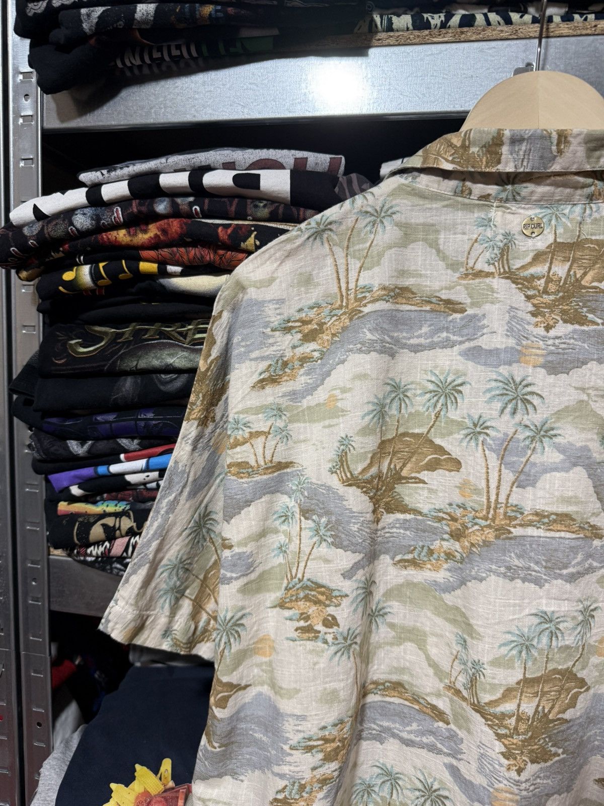 Rip Curl Rare Vintage Rip Curl Beach Palm Trees Hawaiian Button Shirt Size US XL / EU 56 / 4 - 6 Thumbnail