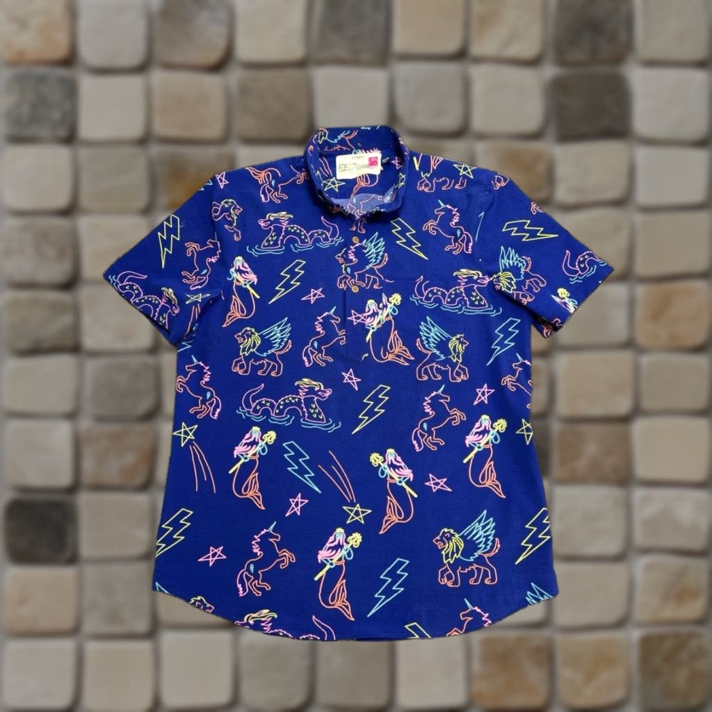 Chubbies Chubbies The Neon Lights Friday Shirt Mens Medium Blue Geometric Print Weekend Size US M / EU 48-50 / 2 - 1 Thumbnail