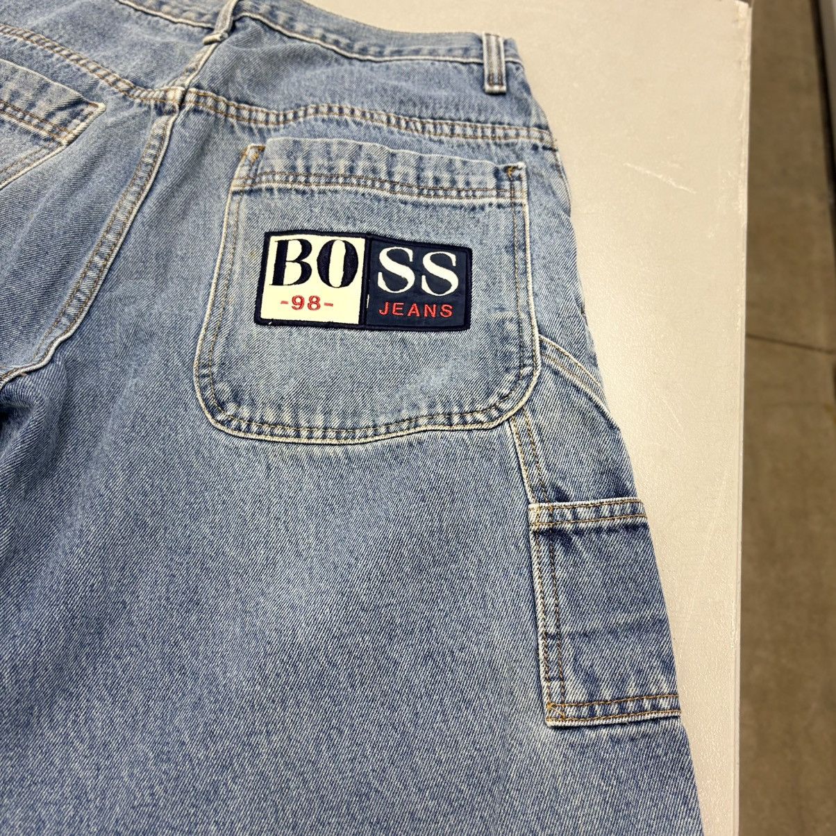 Hugo Boss BOSS Vintage Embroidered Carpenter Blue Denim Jorts Size 30 Size US 30 / EU 46 - 2 Thumbnail