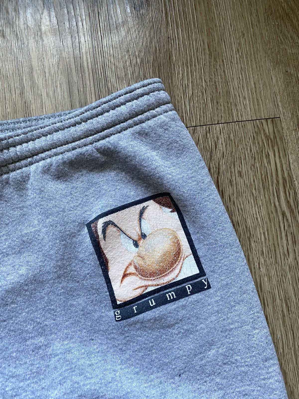 Disney Vintage Disney Grumpy Sweatpants Size US 32 / EU 48 - 4 Thumbnail