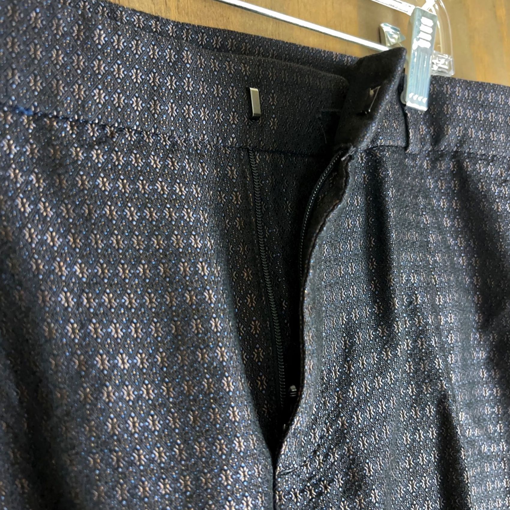 Banana Republic Banana Republic Womens Pants Purple Metallic Mid Rise Avery Fit Cuffed Hems 10 Size 24" / US 00 / IT 34 - 4 Thumbnail