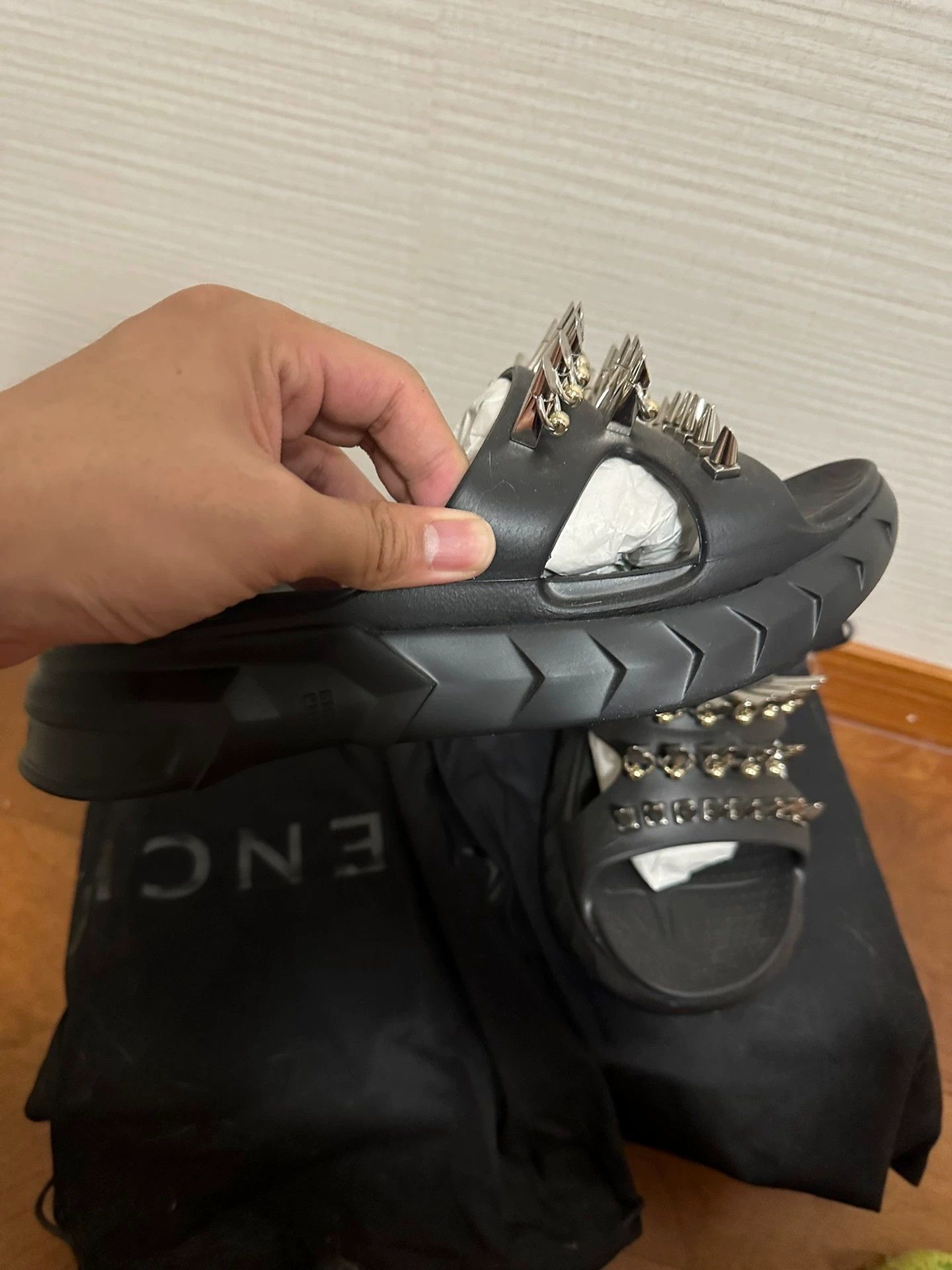 Givenchy Givenchy rivet platform slipper 42 brand new unworn Size US 9 / EU 42 - 2 Thumbnail