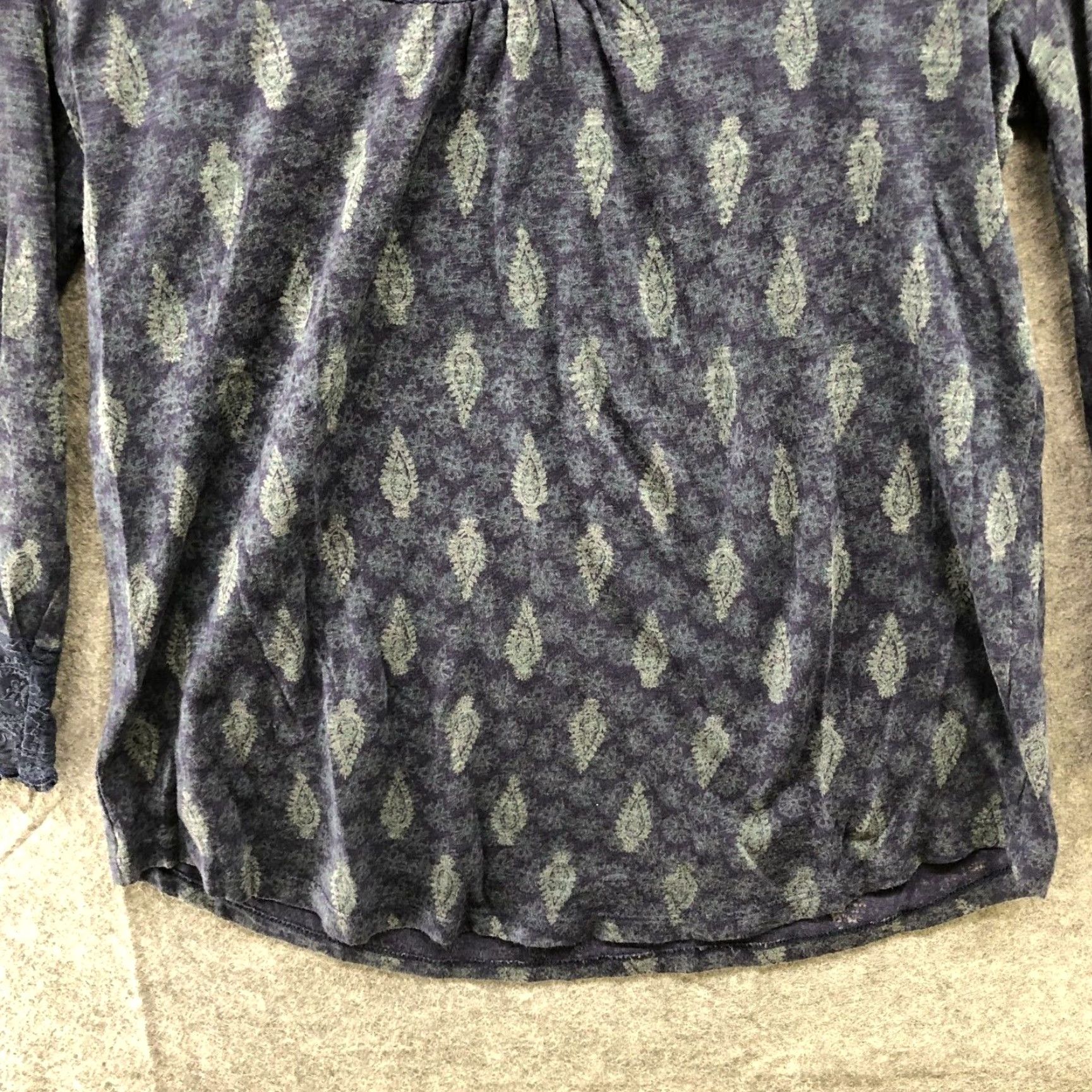 Lucky Brand Lucky Brand Boho Top Womens S Navy Blue 3/4 Sleeve V-Neck Paisley Print Cotton Blend Size S / US 4 / IT 40 - 4 Thumbnail