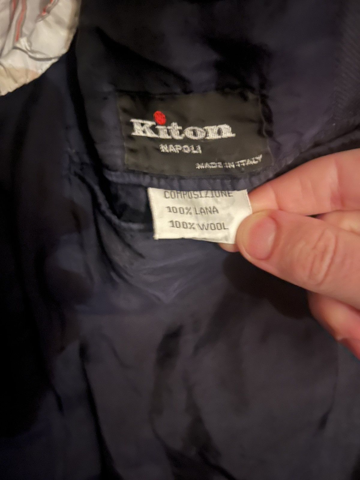 Kiton Kiton super 180s wool navy suit size uk 38r Size 38R - 4 Thumbnail
