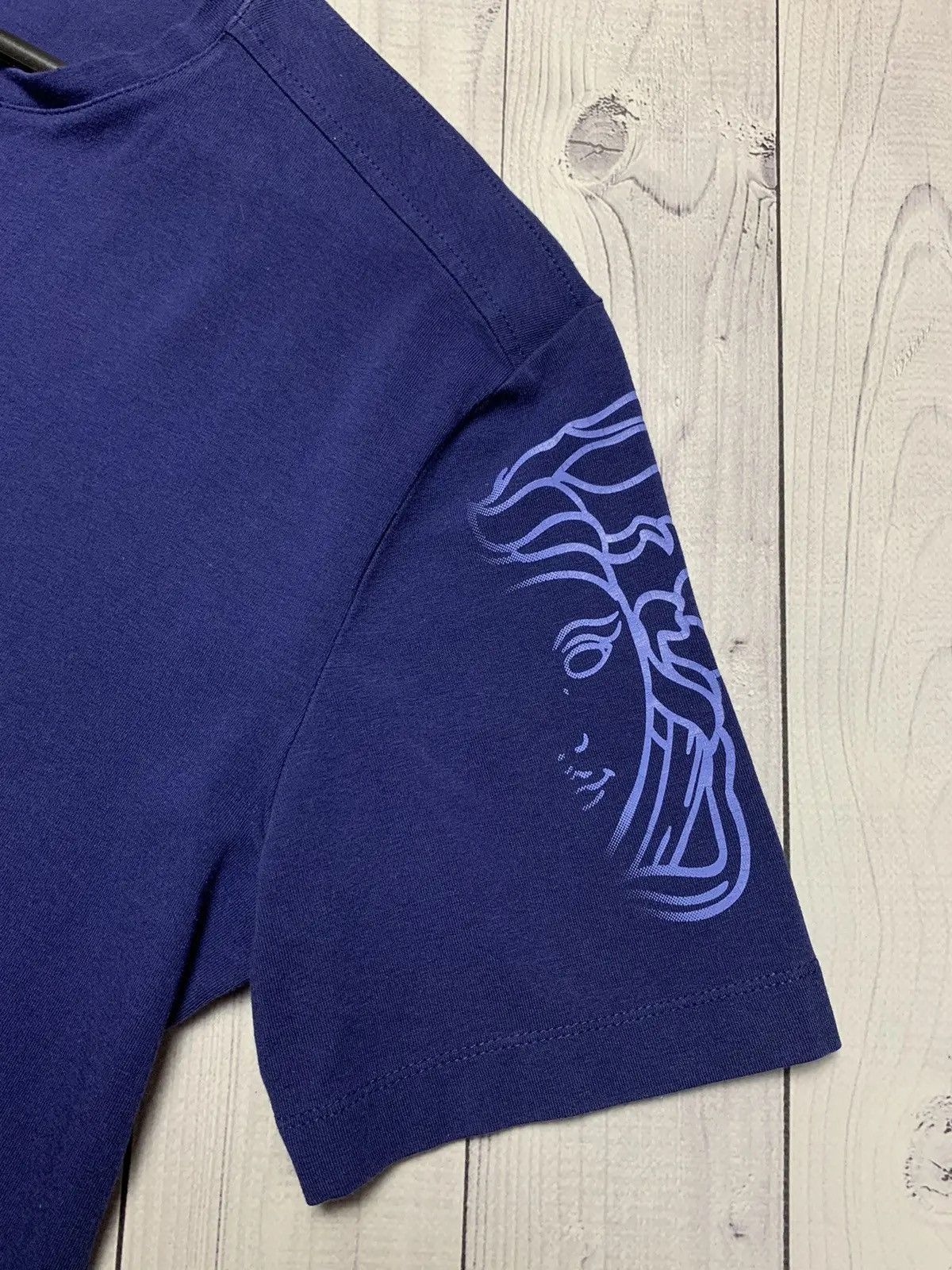Vintage Vintage Tee Versace logo size M navy Size US M / EU 48-50 / 2 - 3 Thumbnail