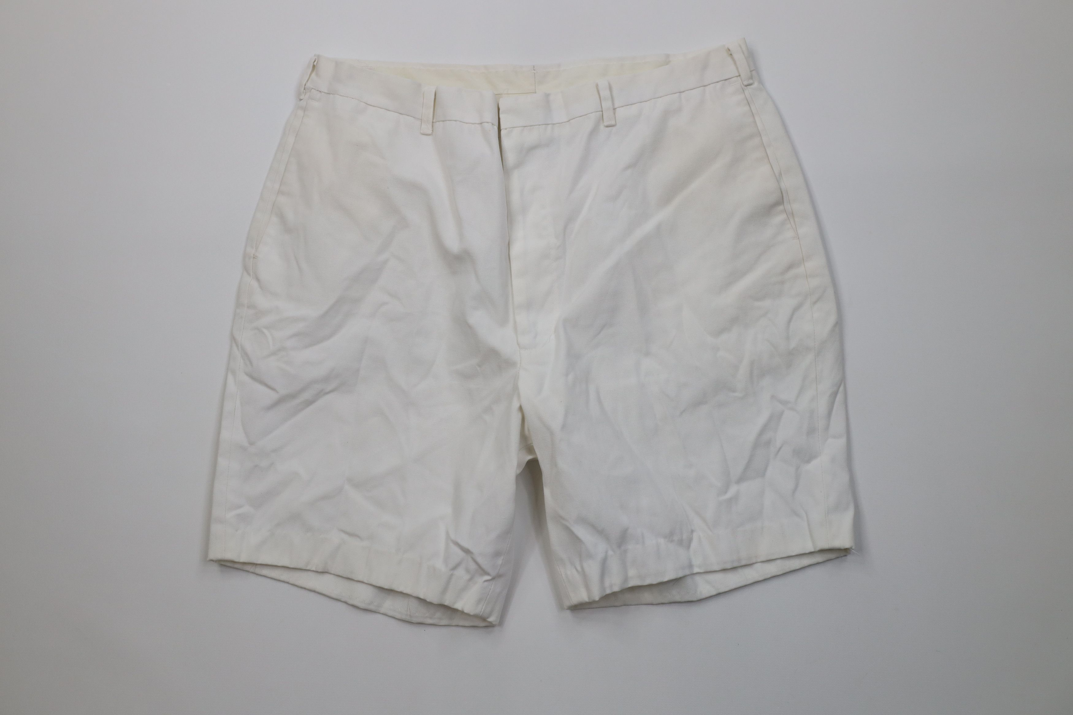 Vintage Vintage 60s Streetwear Golf Golfing Chino Shorts White USA Size US 36 / EU 52 - 1 Thumbnail