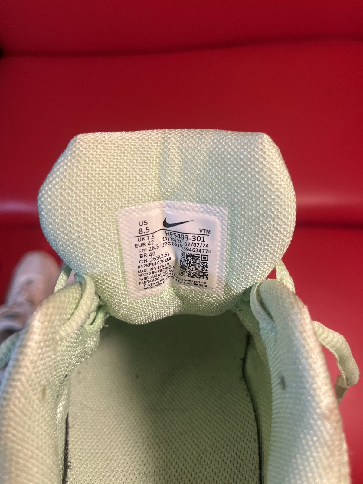 Nike Nike Zoom Vomero 5 - Vapor Green Size US 8.5 / EU 41-42 - 7 Thumbnail