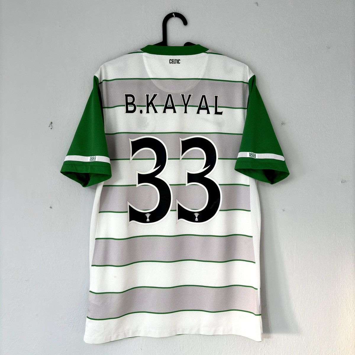 Nike × Vintage 2011 2012 Celtic Scotland Adidas Home Kit Soccer Jersey Tee Size US S / EU 44-46 / 1 - 6 Thumbnail