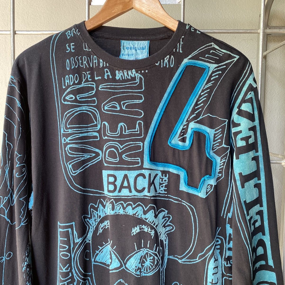 Desigual Derigual Black Long-Sleeve Tee with Blue Graphic Print Size US L / EU 52-54 / 3 - 12 Thumbnail