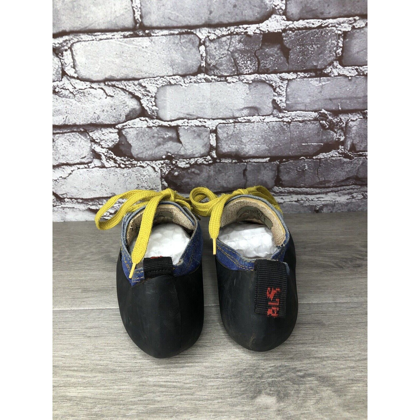 Other BOREAL Zephyr Blue Suede Leather Rock Climbing Shoes Men Sz Size US 7 / EU 40 - 10 Thumbnail