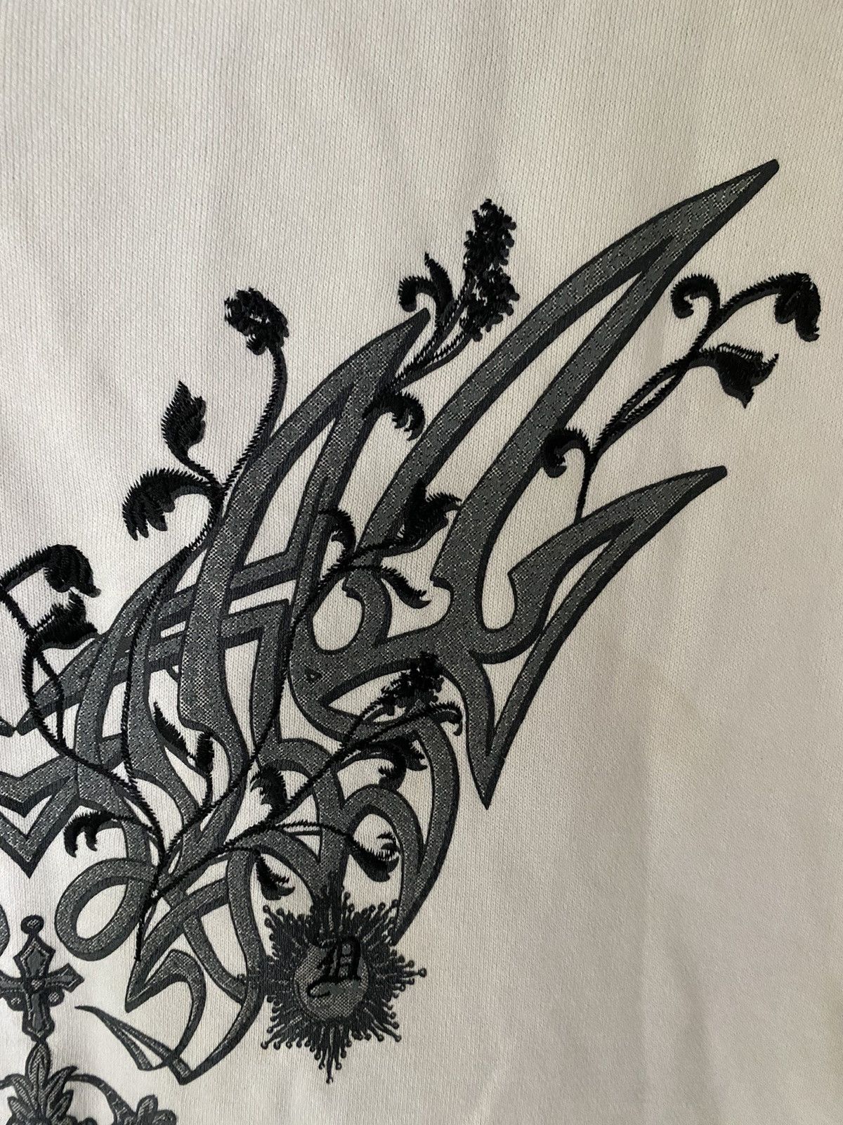Yasuyuki Ishii YASUYUKI ISHII Crost Floral and wing Asymmetrical hoodie Size US M / EU 48-50 / 2 - 5 Thumbnail