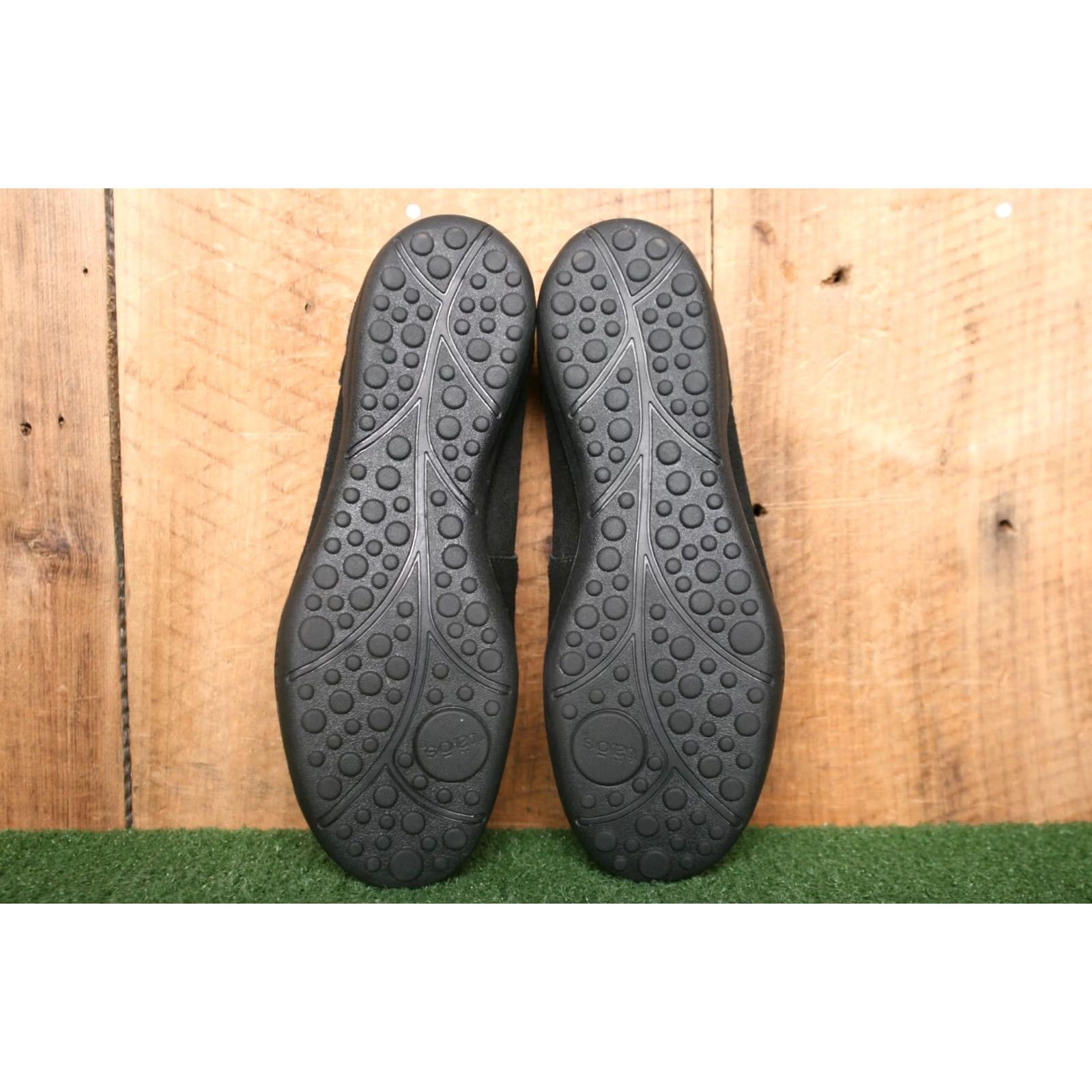 Taos TAOS Center Peace Black Suede Leather Slip-On Loafers Sz. 7M Womens Casual Flat Size US 8 / IT 38 - 5 Thumbnail