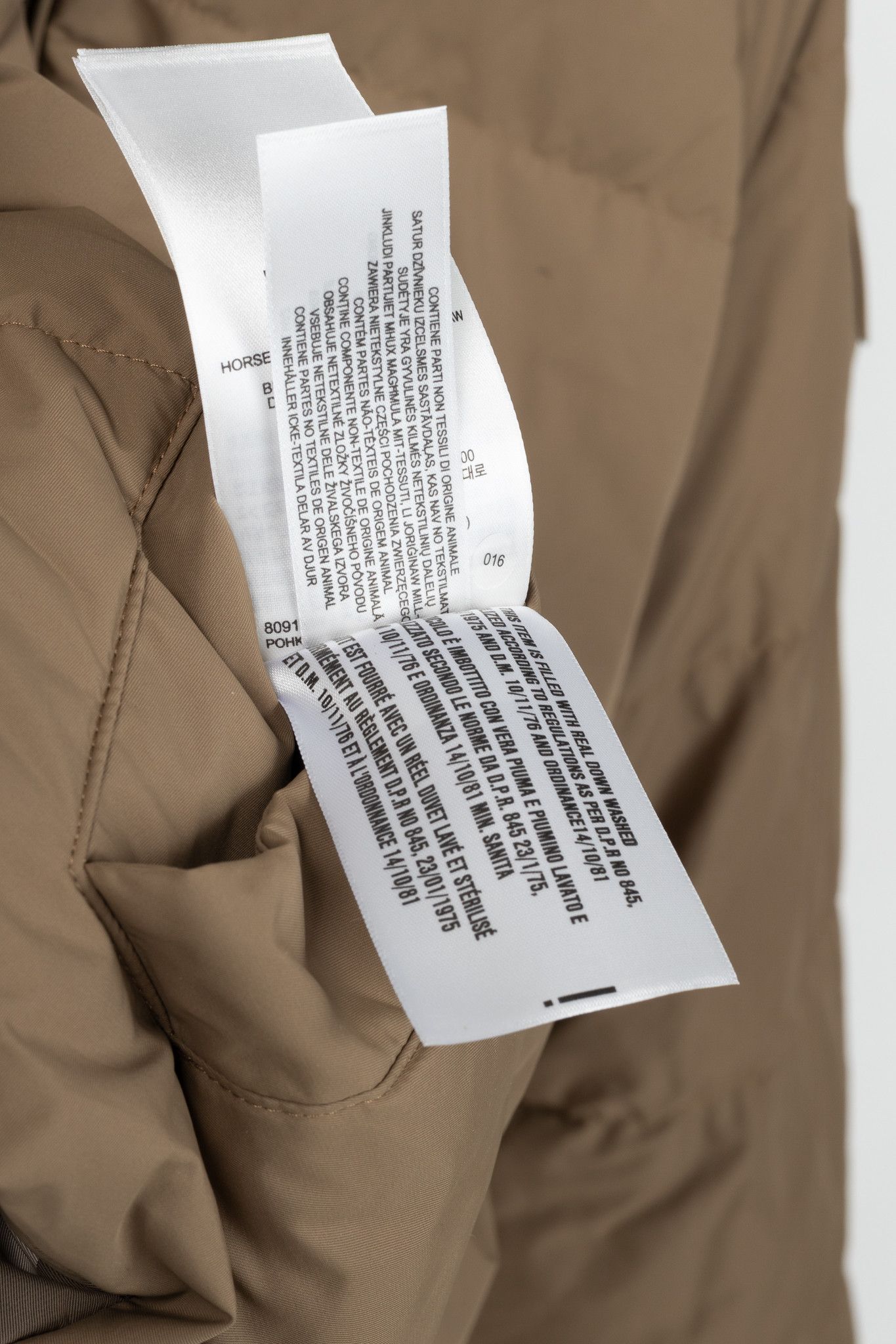 Burberry Burberry Iver Reversible Tan Check Down Puffer Jacket Size M / US 6-8 / IT 42-44 - 20 Thumbnail