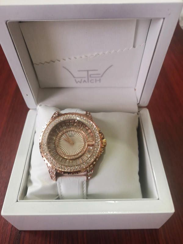 Designer Ltd rose gold dial white leather strap watch Size ONE SIZE - 4 Thumbnail