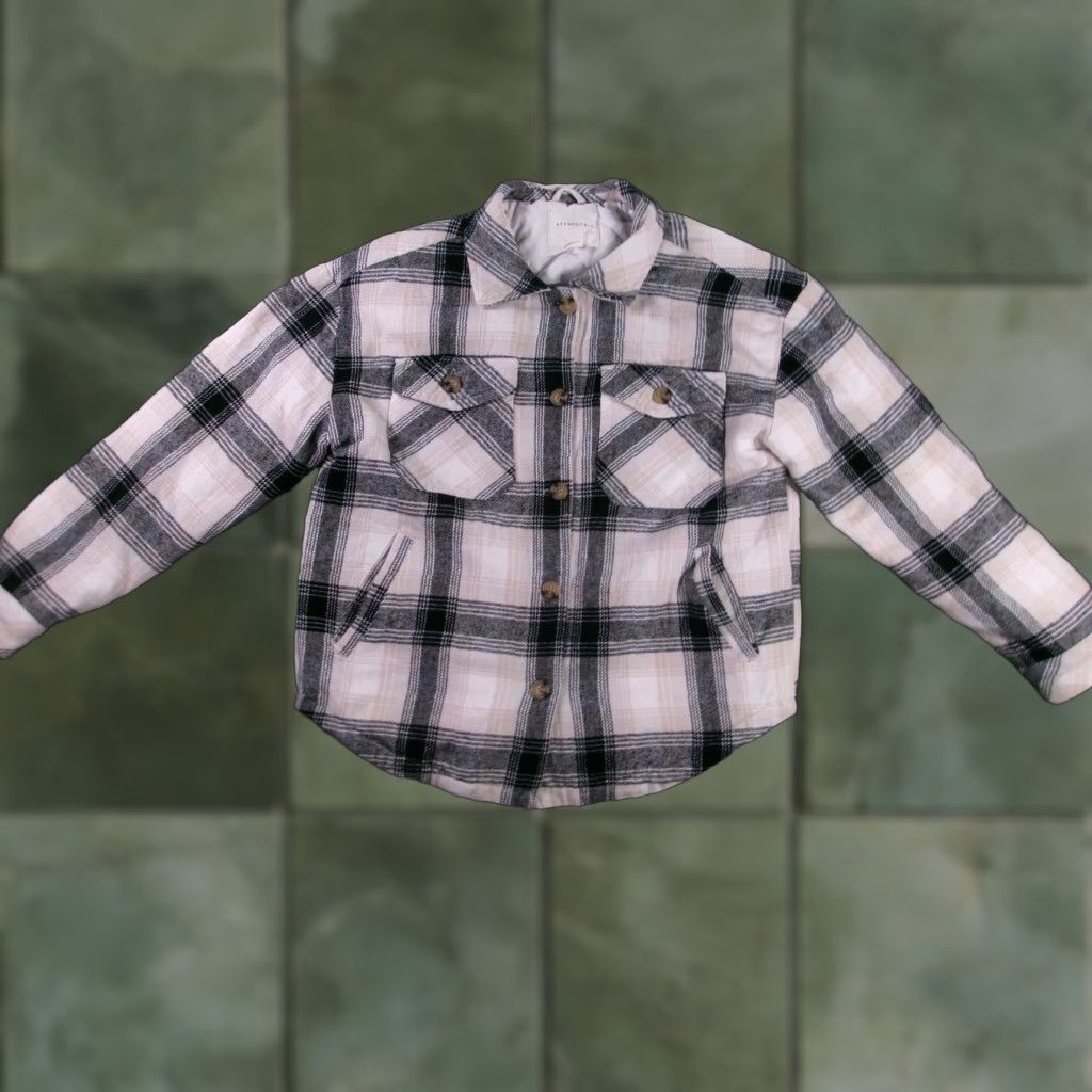 Vintage VINTAGE Aeropostale Shacket Women Medium Gray Plaid Flannel Quilted Lined Outdoor Chore Shirt Size M / US 6-8 / IT 42-44 - 1 Thumbnail