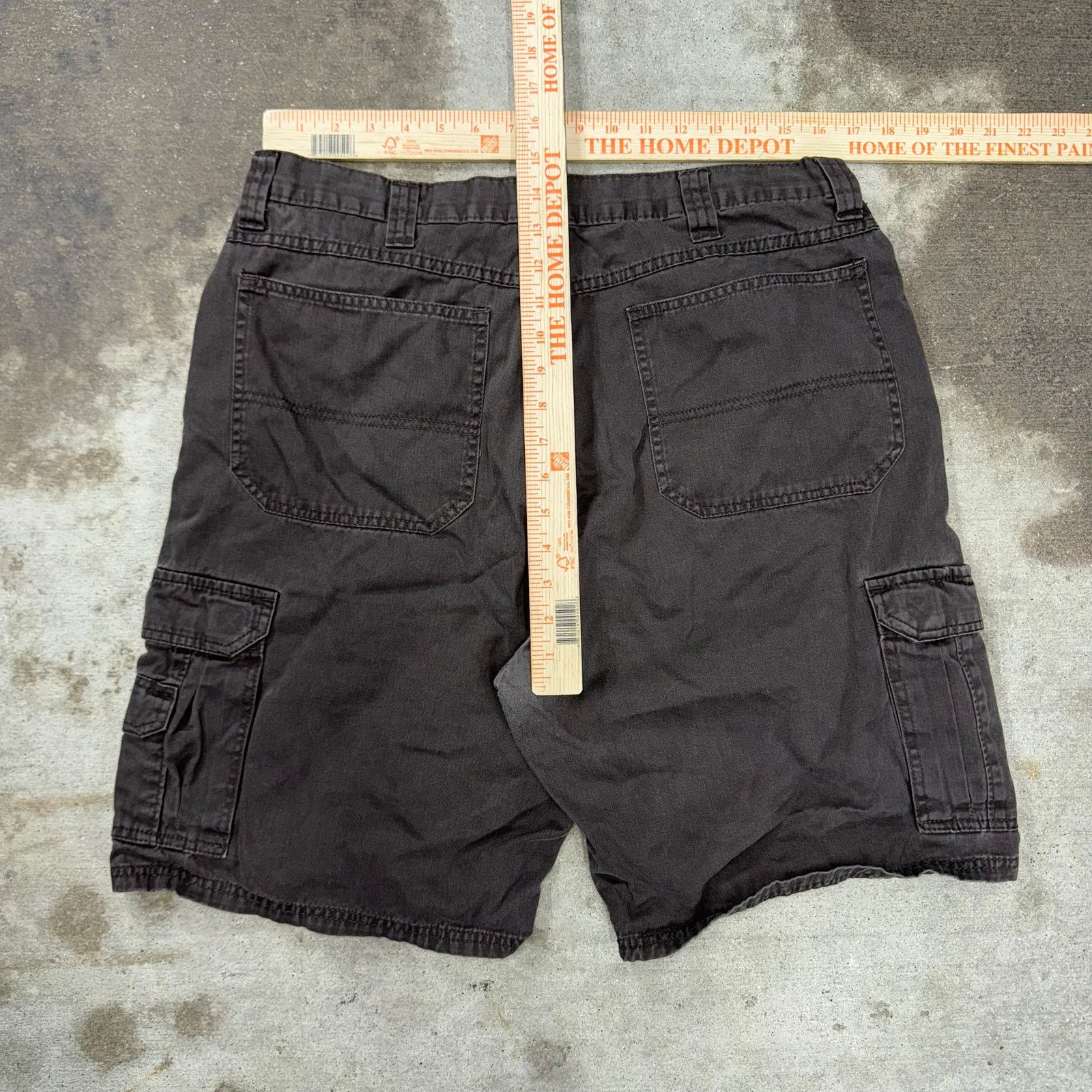 Wrangler Vintage Y2K wranglers carpenter cargo workwear 2000s shorts Size US 36 / EU 52 - 5 Thumbnail