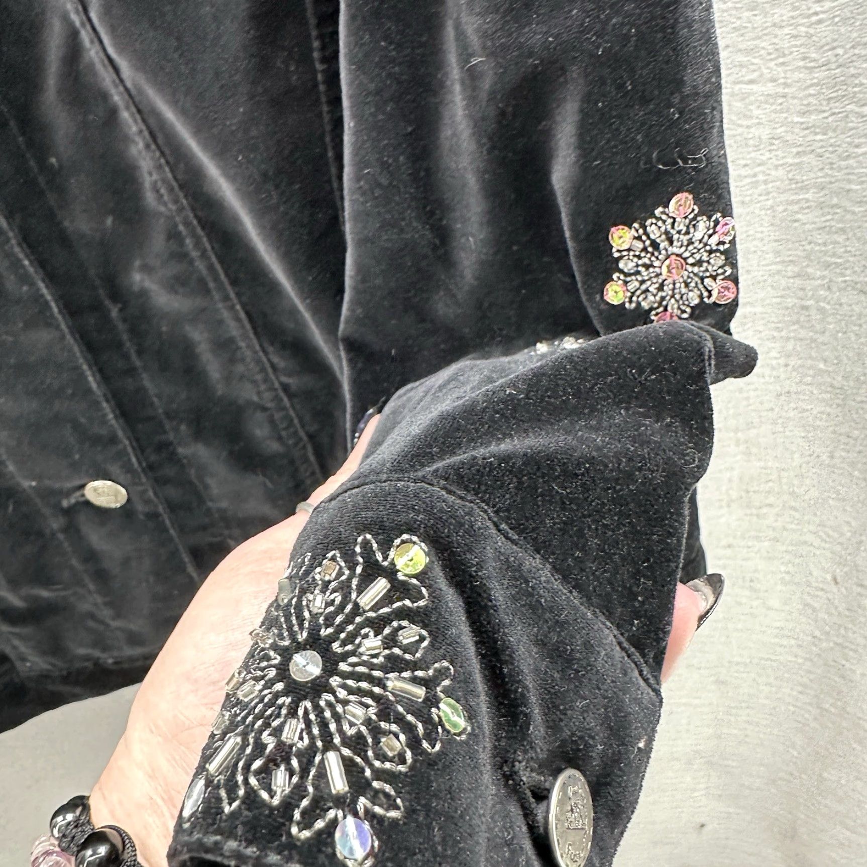 Quacker Factory Vintage Quacker Factory Women's Jacket M Black Velvet Fall Spring Winter Casual Beaded Embroidered 90s Size M / US 6-8 / IT 42-44 - 4 Thumbnail