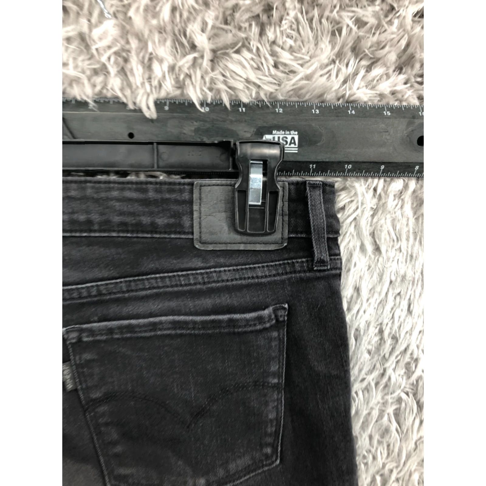 Levi's Levi's 711 Skinny Jeans Size 30 Womens Dark Wash Black Skinny Jeans 30 in Black Levi's 711 Women Modern American Classic Dark Denim Size 30" / US 8 / IT 44 - 6 Thumbnail