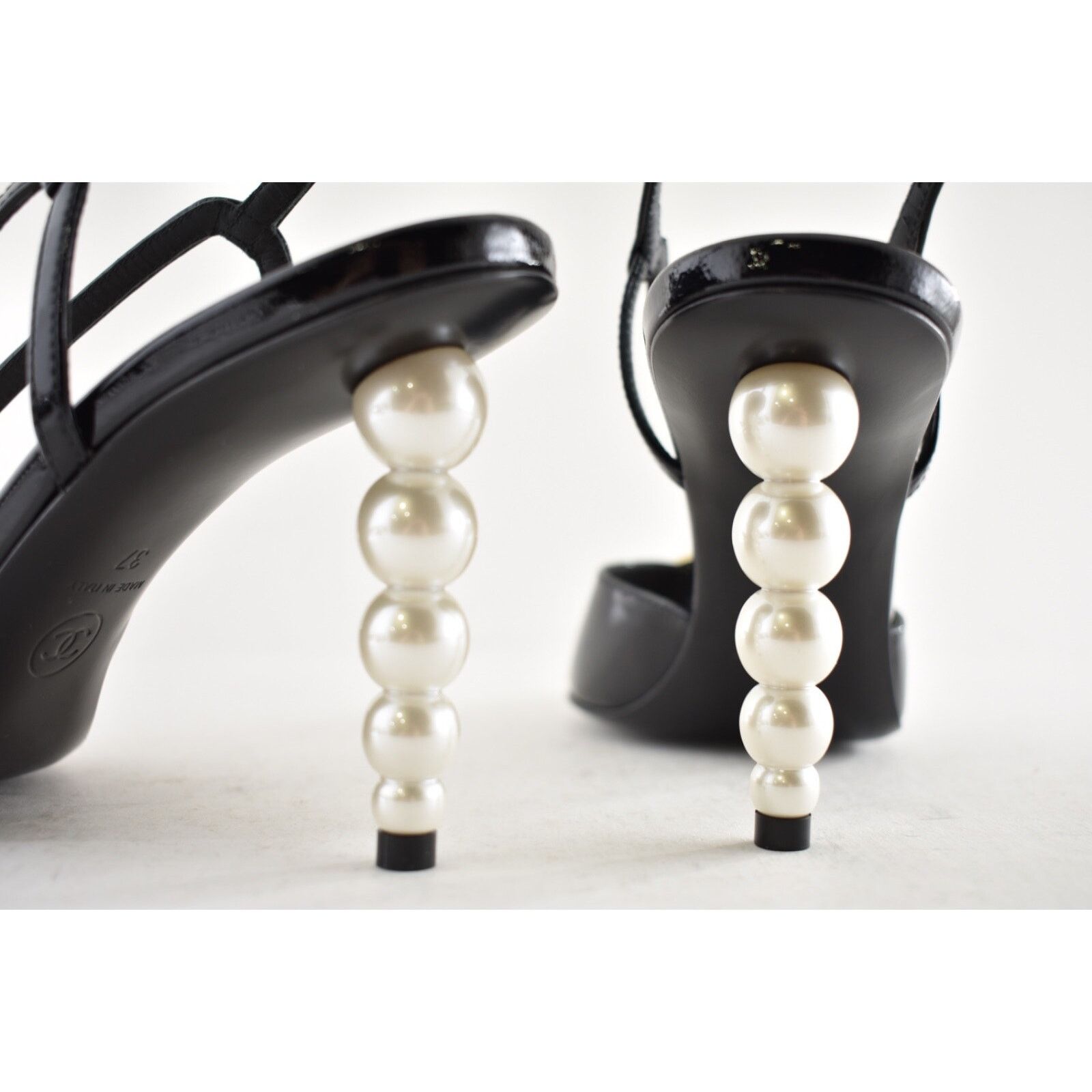Chanel Chanel Patent Leather Pearl Heel Ankle Strappy Sandal Pump Size US 7 / IT 37 - 13 Thumbnail