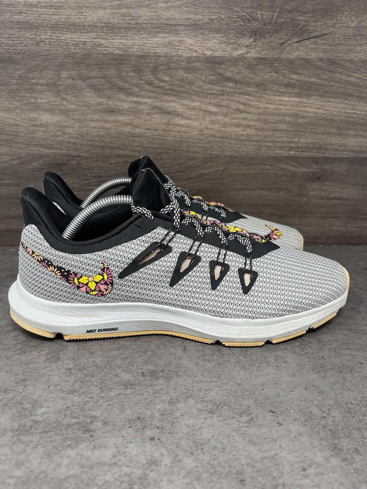 Nike Nike Quest SE Running Shoes Womens Size 11 Grey Floral Print Size US 11 / IT 41 - 5 Thumbnail