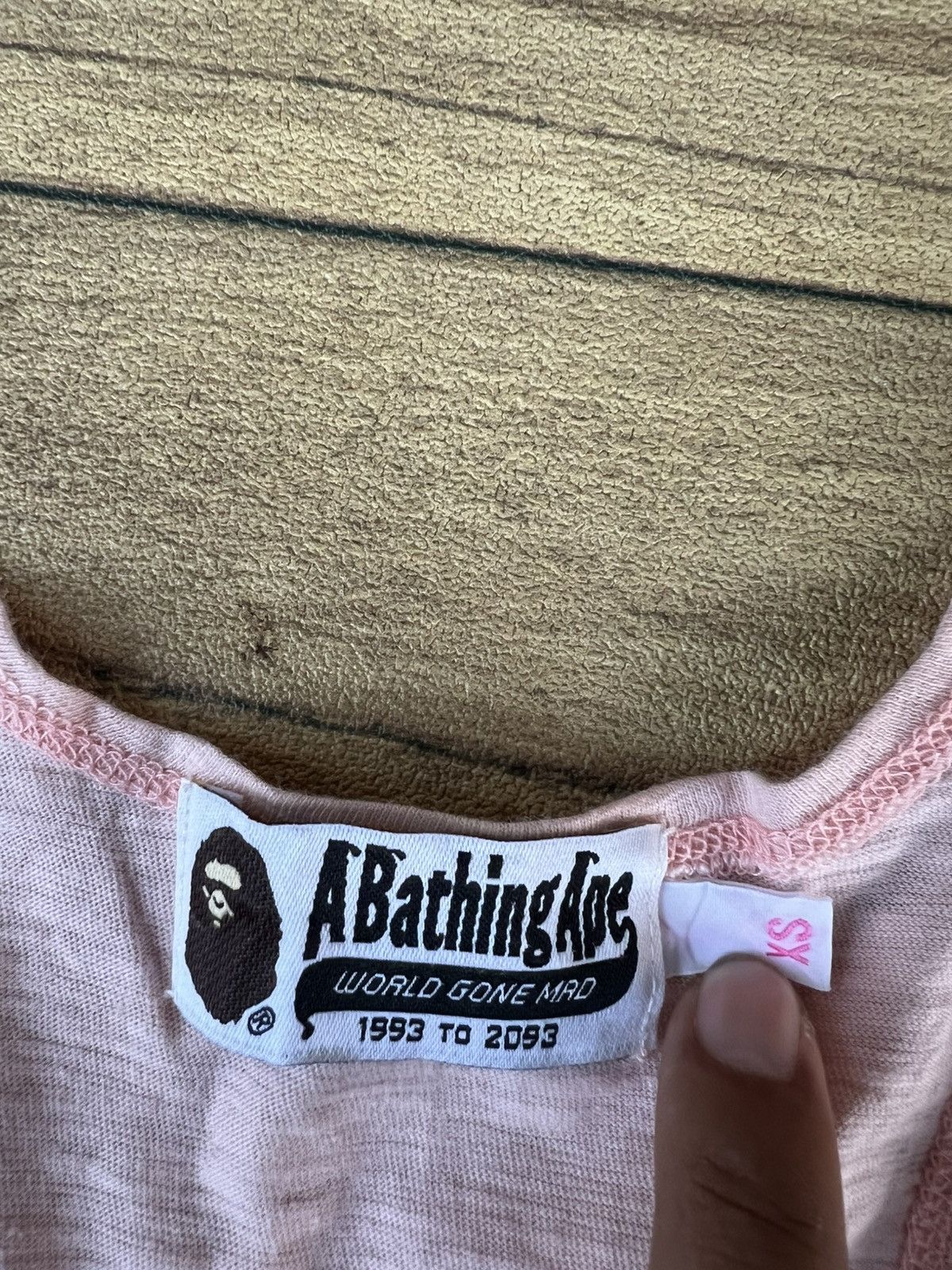 Bape Abathing ape Bape embordir logo tanktop Size XS / US 0-2 / IT 36-38 - 4 Thumbnail