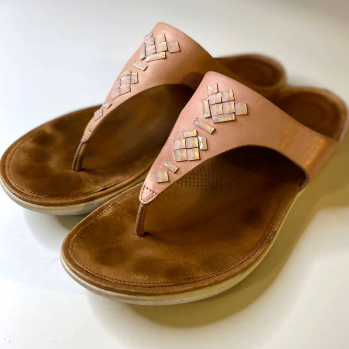 Vintage FITFLOP Pink Embellished Leather Thong Sandals Size 10 Womens Size US 10 / IT 40 - 2 Thumbnail