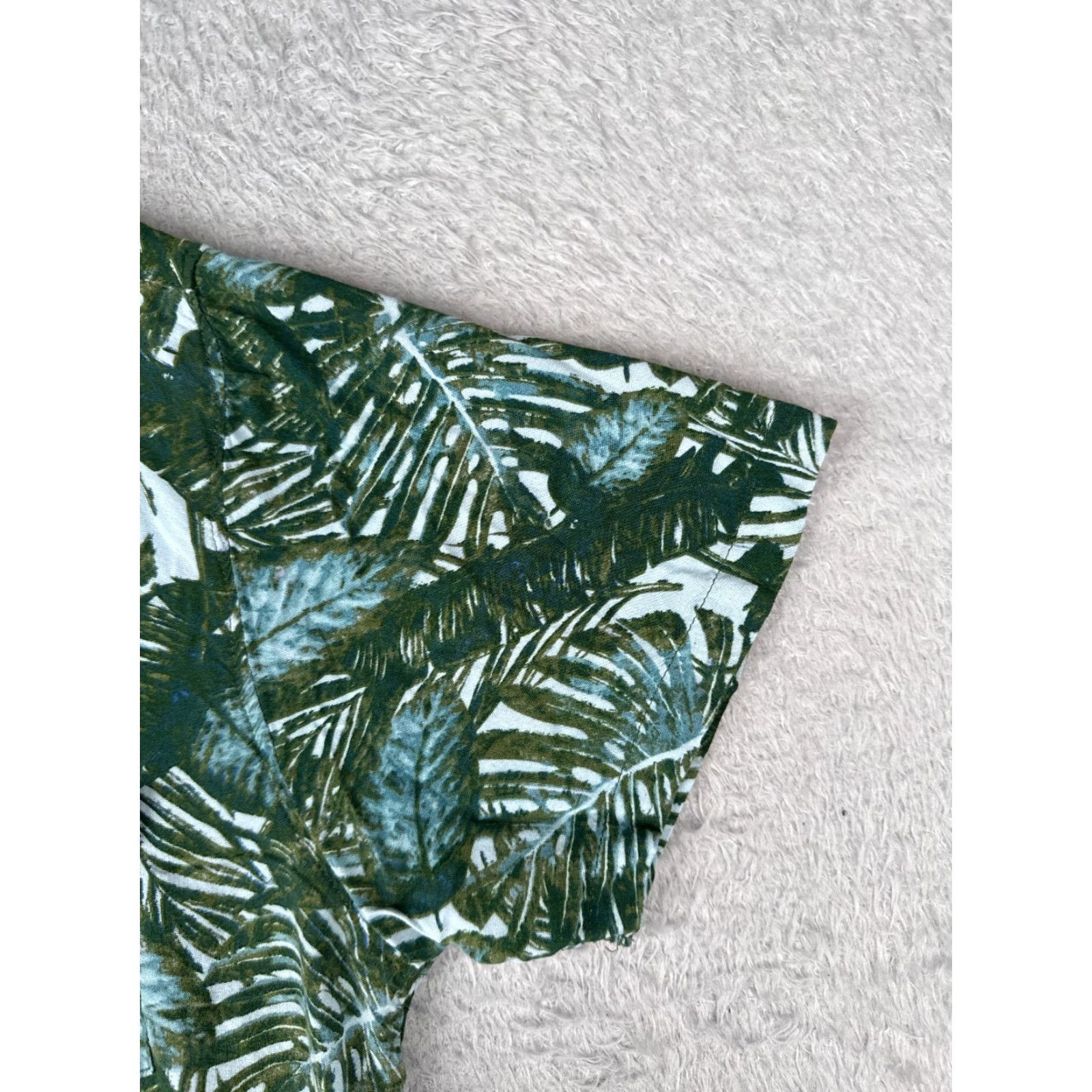 CO Molokai Surf Co Shirt Adult 2XL Blue Floral Leaf Hawaiian 100% Rayon Hawaiian Shirt Mens Size 2XL Blue Floral Leaf Size US XXL / EU 58 / 5 - 2 Thumbnail